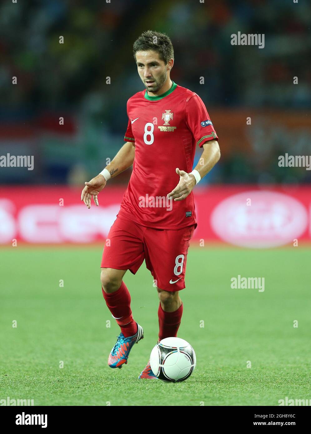 Portugals Joao Moutinho in azione durante l'Euro 2012 Portogallo / Paesi Bassi, Stadio Metalista, Kharkiv, 17 giugno 2012. Foto Stock
