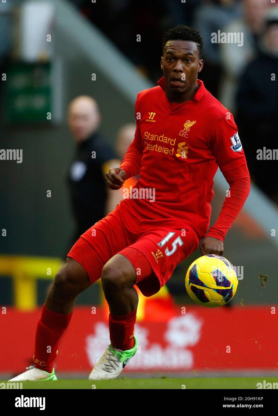 Daniel Sturridge di Liverpool in azione durante la Barclays Premier League tra Liverpool e Swansea City all'Anfield Stadium di Liverpool il 17 febbraio 2013. Foto Stock