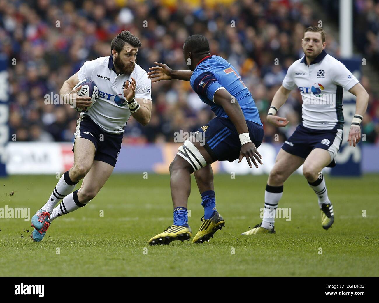 Tommy Seymour of Scotland durante la partita RBS Six Nations del 2016 al Murrayfield Stadium di Edimburgo. Il credito fotografico dovrebbe essere: Simon Bellis/Sportimage via PA Images Foto Stock