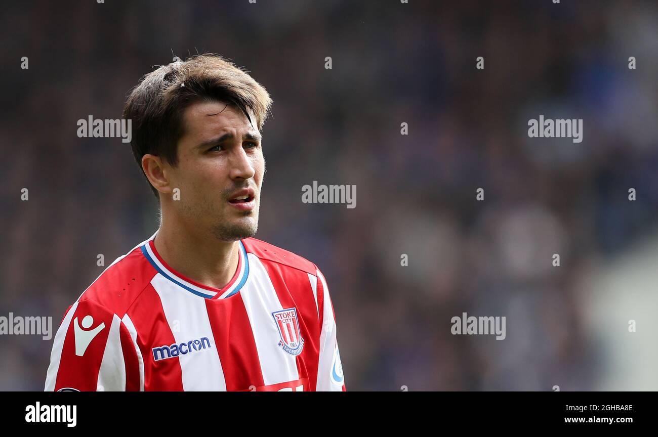 Bojan di Stoke in azione durante la prima partita di campionato al Goodison Park, Liverpool. Data foto 12 agosto 2017. Il credito dovrebbe essere: David Klein/Sportimage via PA Images Foto Stock