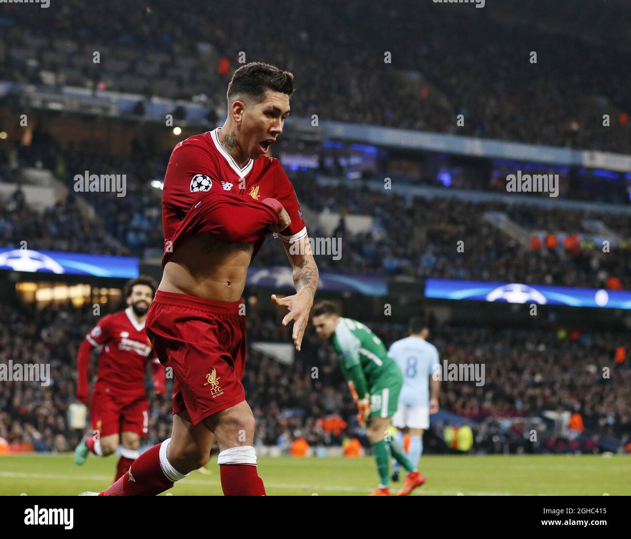 Roberto Firmino di Liverpool festeggia il secondo gol ai lati durante la seconda tappa della finale del quartiere di Champions League all'Etihad Stadium di Manchester. Data foto: 10 aprile 2018. Il credito dovrebbe essere: David Klein/Sportimage via PA Images Foto Stock