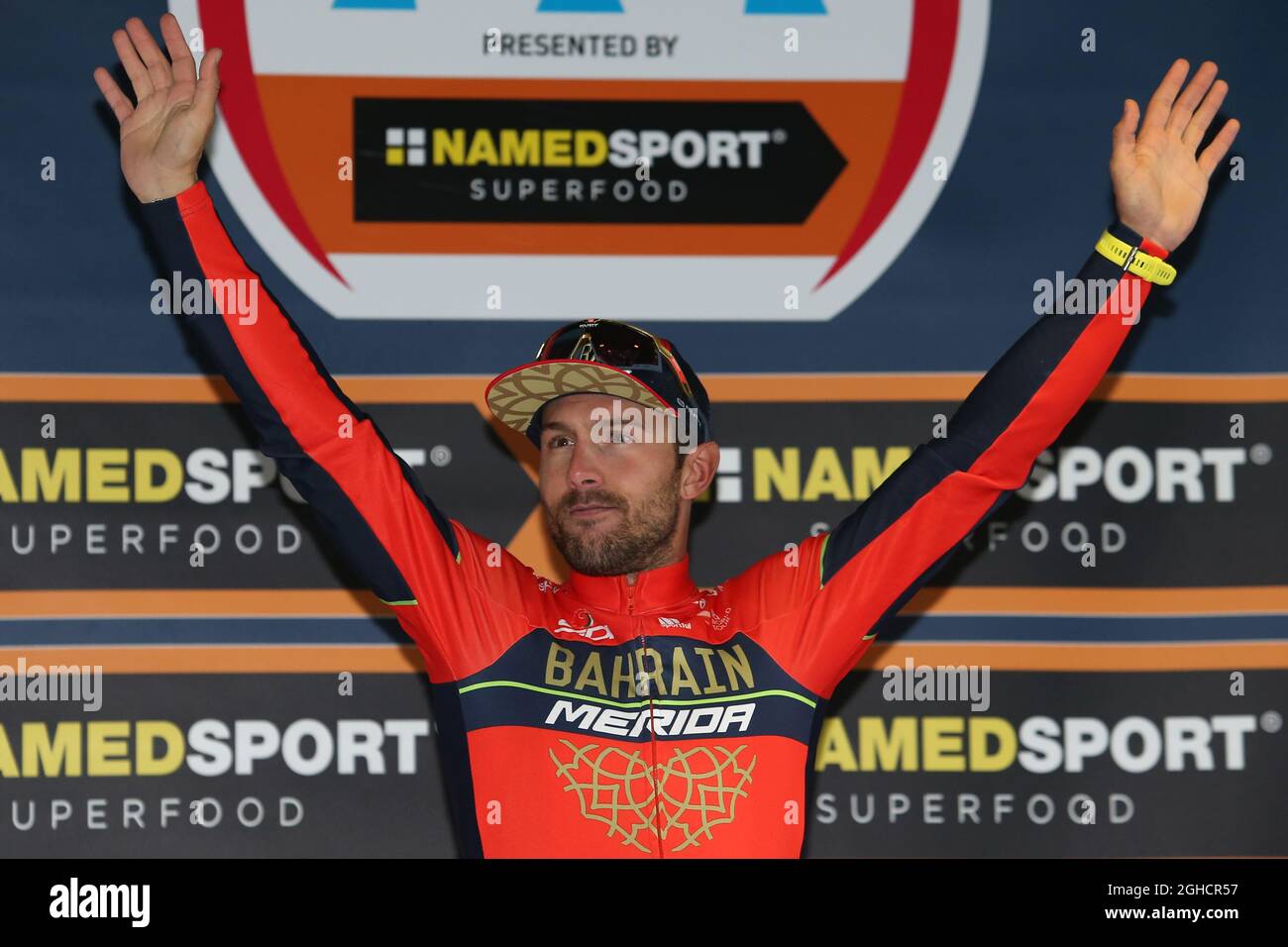 102nd Gran Piemonte - Racconigi alla gara ciclistica di Stupinigi nella Foto: Vincitore Sonny Colbrelli del Team Bahrain Merida ritratto sul podio dopo la sua vittoria Foto data: 11 ottobre 2018. Il credito d'immagine dovrebbe essere: Jonathan Moscrop/Sportimage via PA Images Foto Stock