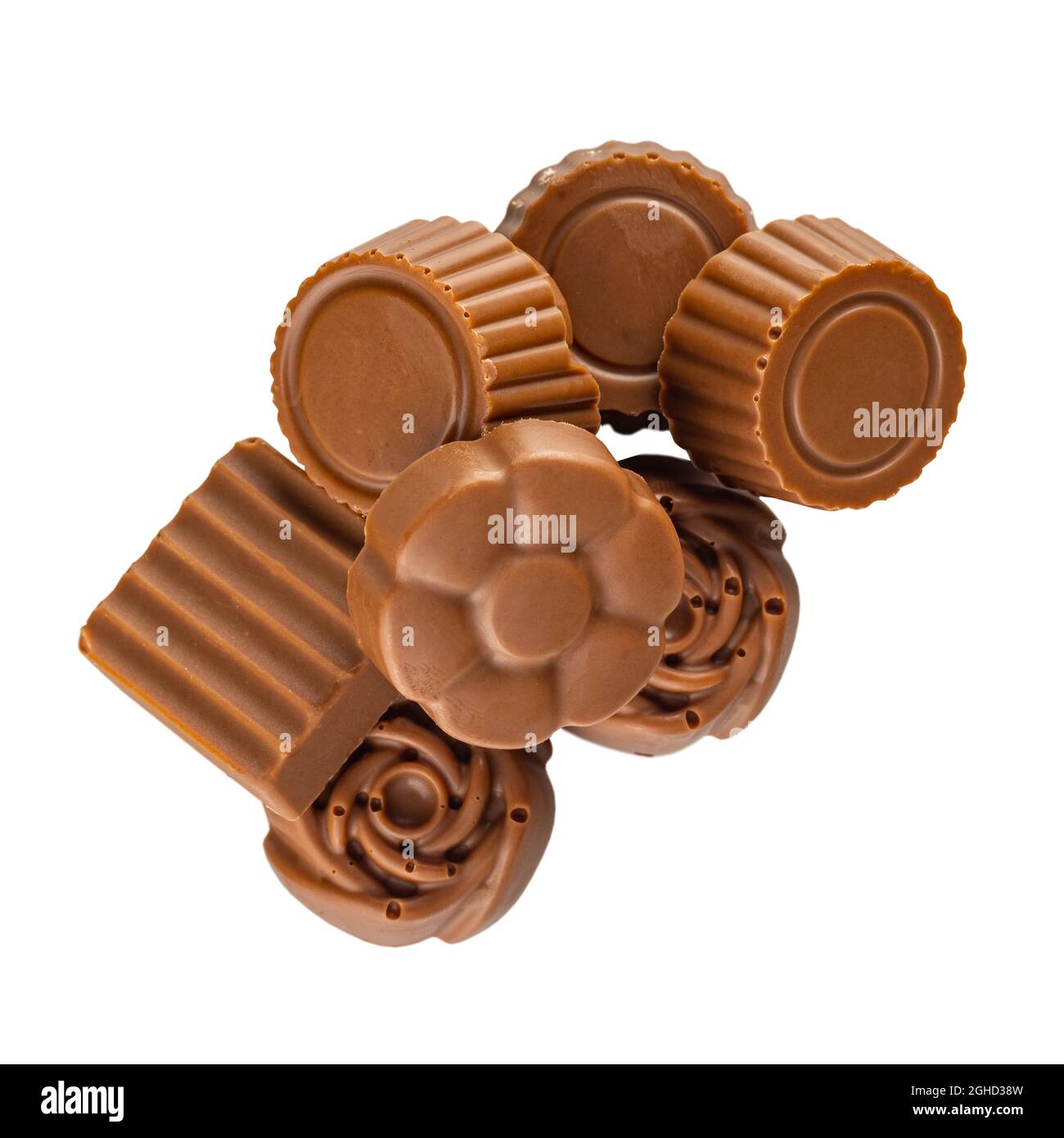 Assortimento di dolci al cioccolato isolati su sfondo bianco Foto Stock