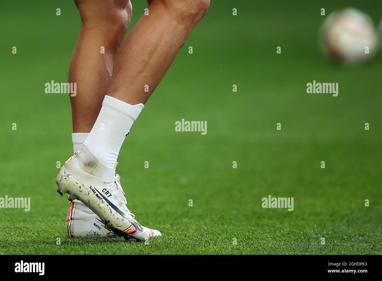 Le scarpe da calcio Nike di Cristiano Ronaldo sono raffigurate durante il  riscaldamento per la partita della Serie A allo stadio Allianz di Torino.  Data foto: 20 aprile 2019. Il credito d'immagine
