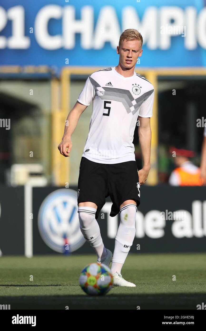 Timo Baumgartl in Germania durante la partita UEFA Under-21 Championship a Renato Dall'Ara, Bologna. Data foto: 27 giugno 2019. Il credito d'immagine dovrebbe essere: Jonathan Moscrop/Sportimage via PA Images Foto Stock