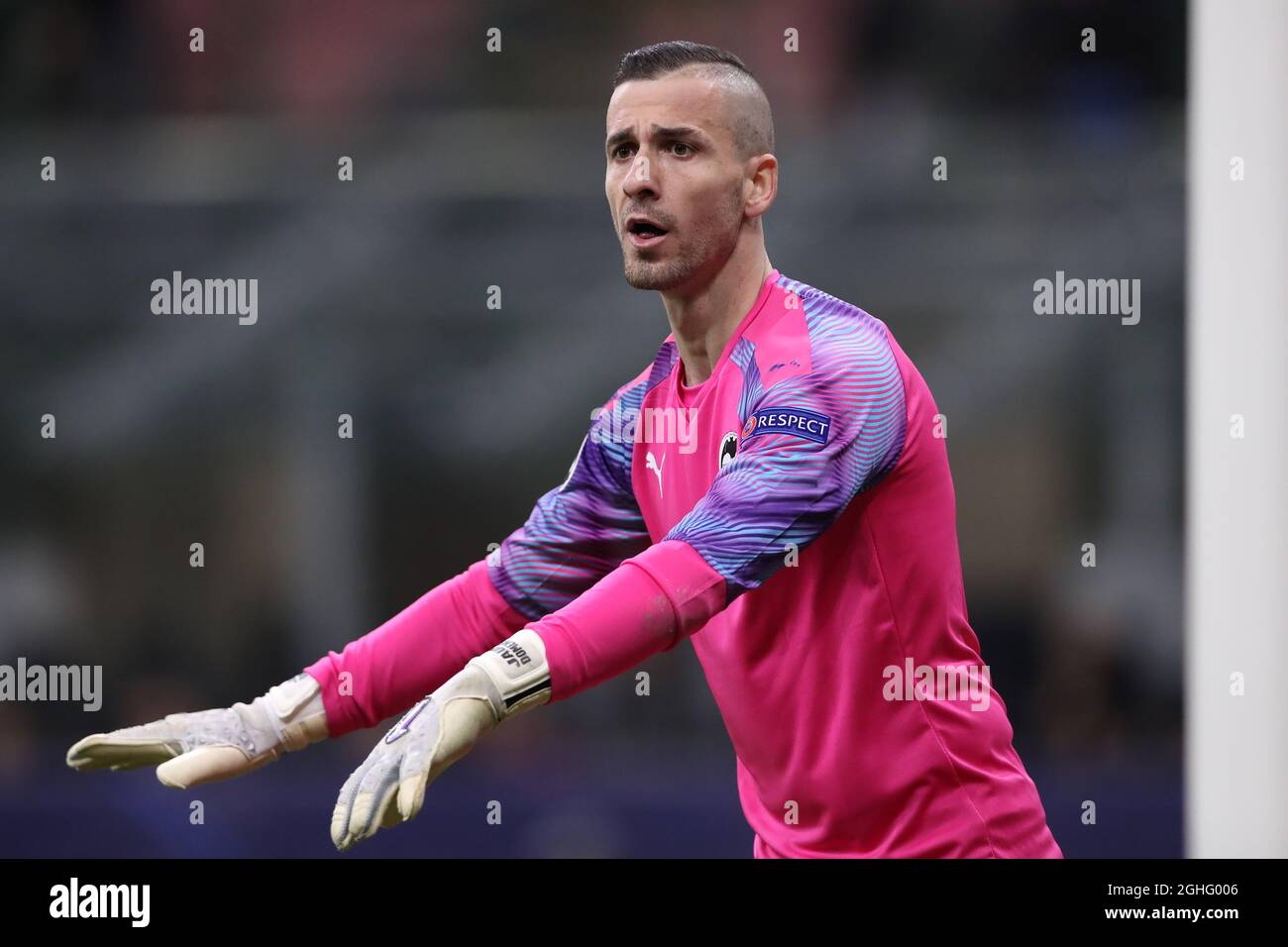 Jaume Domenech, portiere spagnolo di Valencia, durante la partita della UEFA Champions League a Giuseppe Meazza, Milano. Data foto: 19 febbraio 2020. Il credito d'immagine dovrebbe essere: Jonathan Moscrop/Sportimage via PA Images Foto Stock