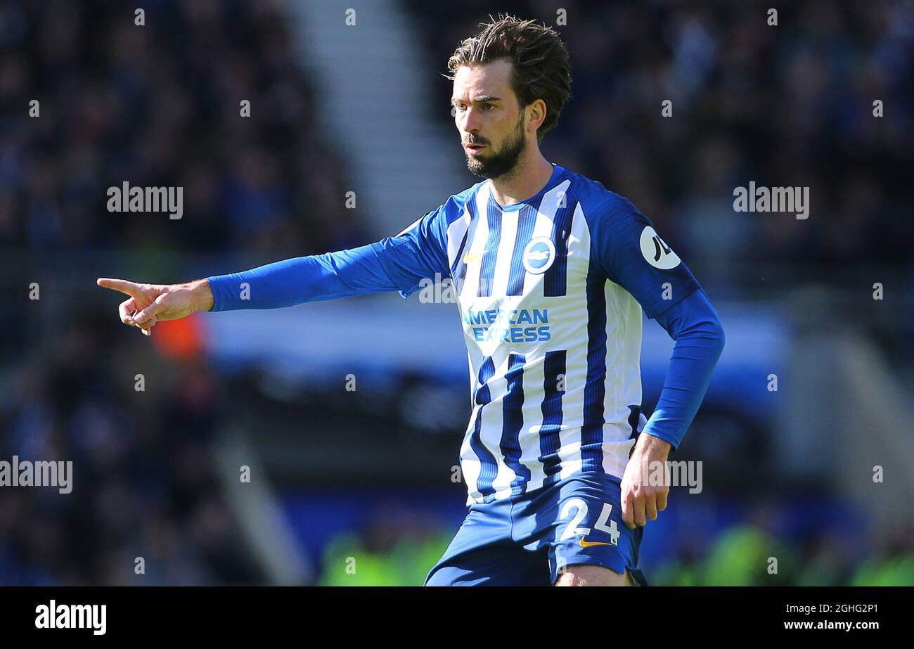 BrightonÕs Davy Proepper durante la partita della Premier League all'American Express Community Stadium, Brighton e Hove. Data foto: 29 febbraio 2020. Il credito dovrebbe essere: Paul Terry/Sportimage via PA Images Foto Stock