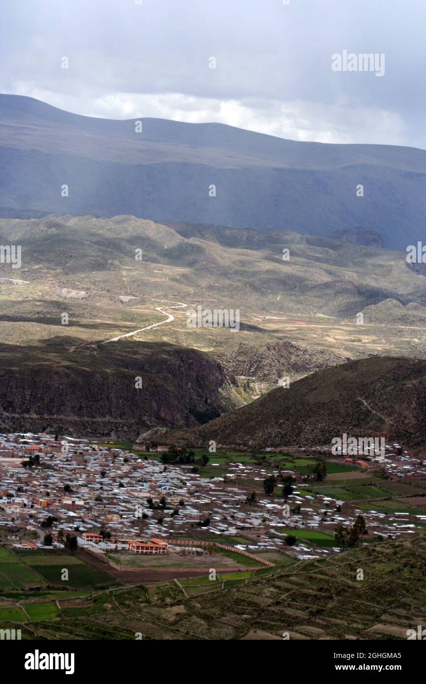 Una piccola cittadina nella Valle di Colca, in Perù Foto Stock