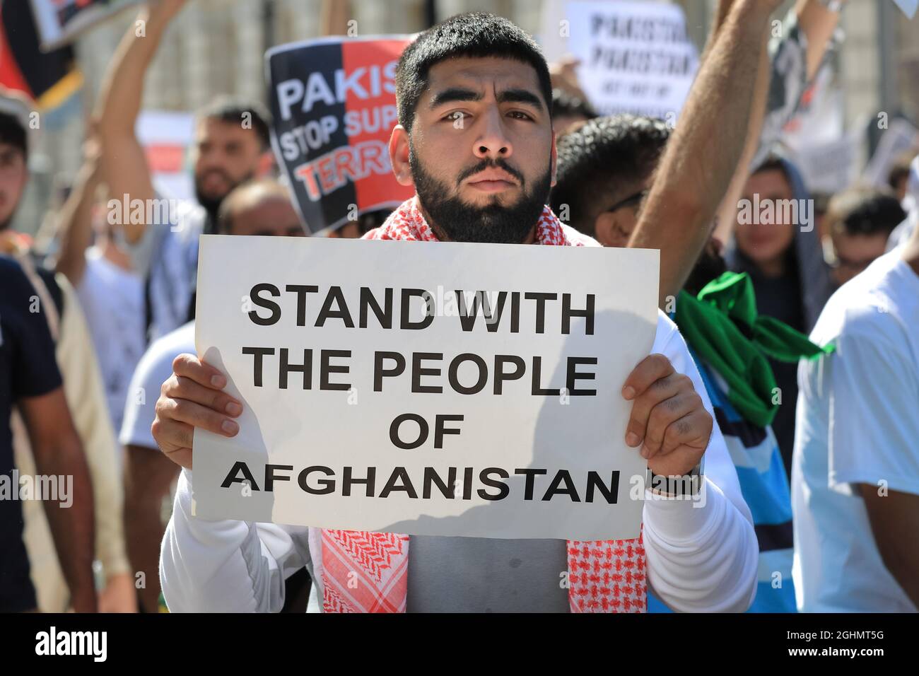 Londra, Regno Unito. 07 settembre 2021. I manifestanti afghani si sono riuniti a Westminster e a marzo lungo Whitehall per protestare contro la situazione in Afghanistan, i talebani e altre questioni correlate. Credit: Imagplotter/Alamy Live News Foto Stock