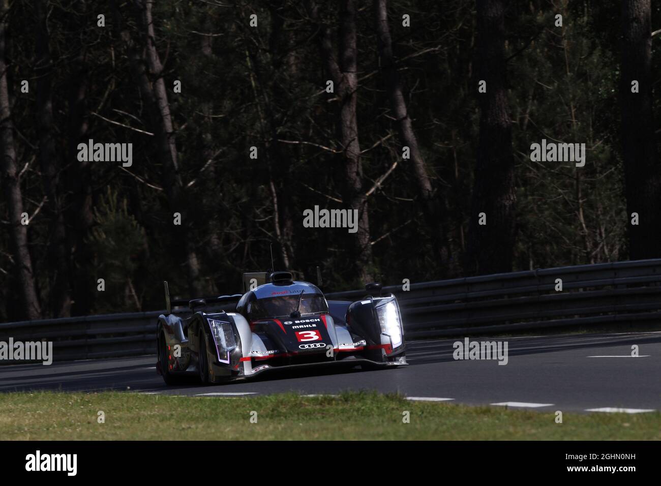 3 Audi SPORT TEAM JOEST, R. Dumas / L. Duval / M. gene Audi R18 Ultra 03.06.2012. Le Mans Testing, FIA World Endurance Championship, le Mans, Francia - www.xpbimages.com, email: requests@xpbimages.com - copia della pubblicazione richiesta per le foto stampate. Ogni immagine utilizzata è soggetta a pagamento. Ã‚Â Copyright: XPB Images Foto Stock