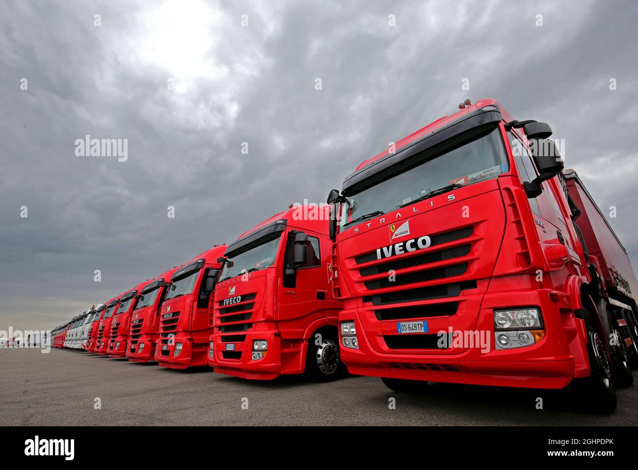 Ferrari camion. 13.07.2017. Formula 1 World Championship, Rd 10, Gran Premio di Gran Bretagna, Silverstone, Inghilterra, Giorno di preparazione. Il credito fotografico dovrebbe essere: XPB/Press Association Images. Foto Stock