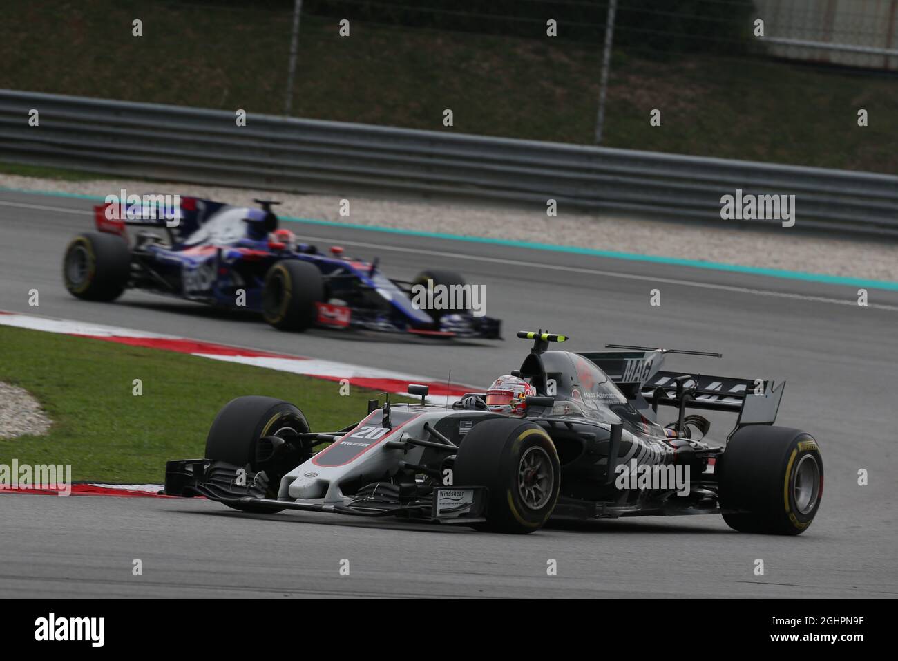 Kevin Magnussen (DEN) Haas VF-17. 01.10.2017. Formula 1 World Championship, Rd 15, Gran Premio della Malesia, Sepang, Malesia, Domenica. Il credito fotografico dovrebbe essere: XPB/Press Association Images. Foto Stock