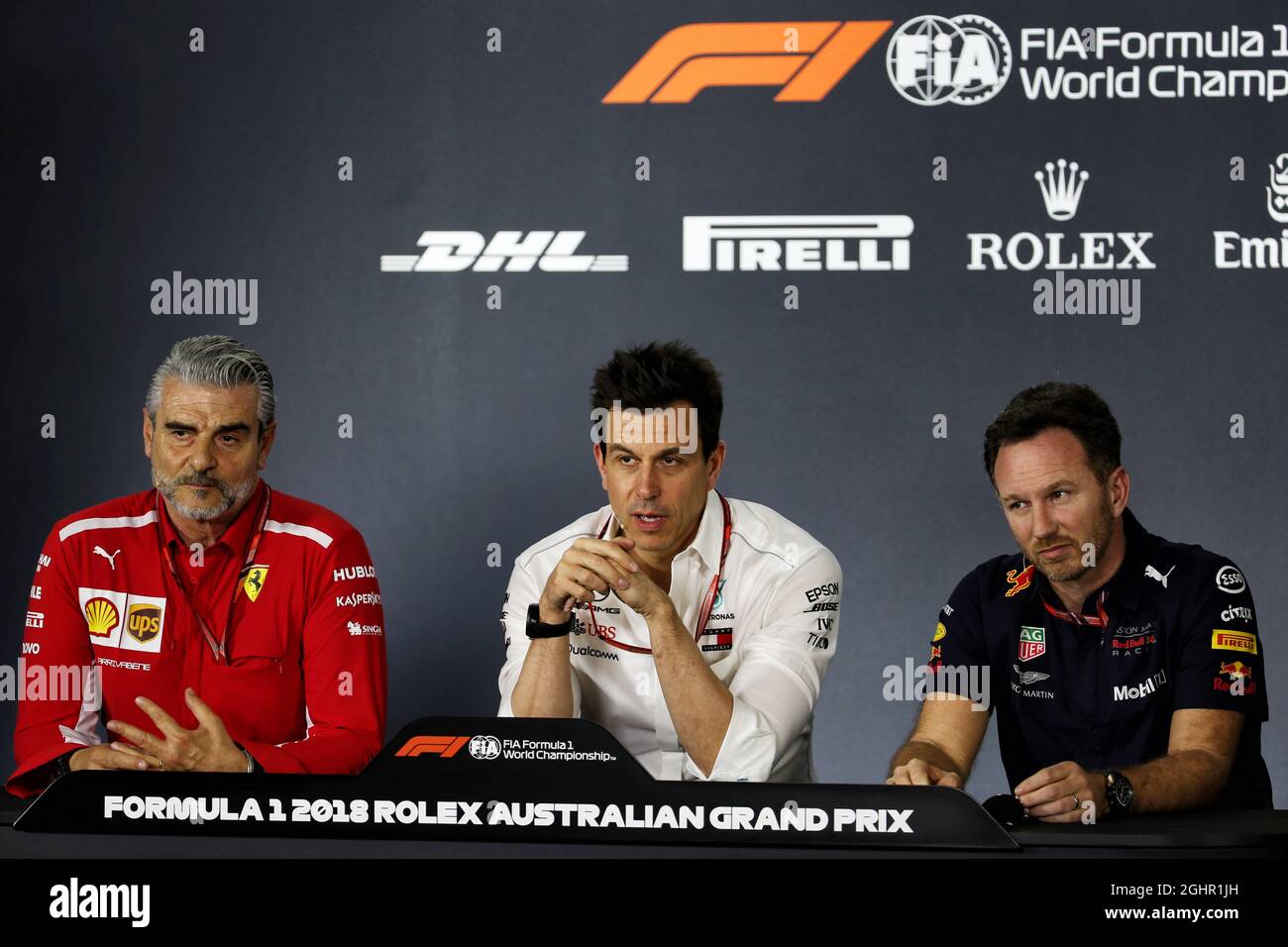 (Da L a R): Maurizio Arrivabene (ITA) Ferrari Team Principal; Toto Wolff (GER) Mercedes AMG F1 azionista e Direttore Esecutivo; e Christian Horner (GBR) Red Bull Racing Team Principal, alla FIA Press Conference. 23.03.2018. Formula 1 World Championship, Rd 1, Australian Grand Prix, Albert Park, Melbourne, Australia, giorno di pratica. Il credito fotografico dovrebbe essere: XPB/Press Association Images. Foto Stock