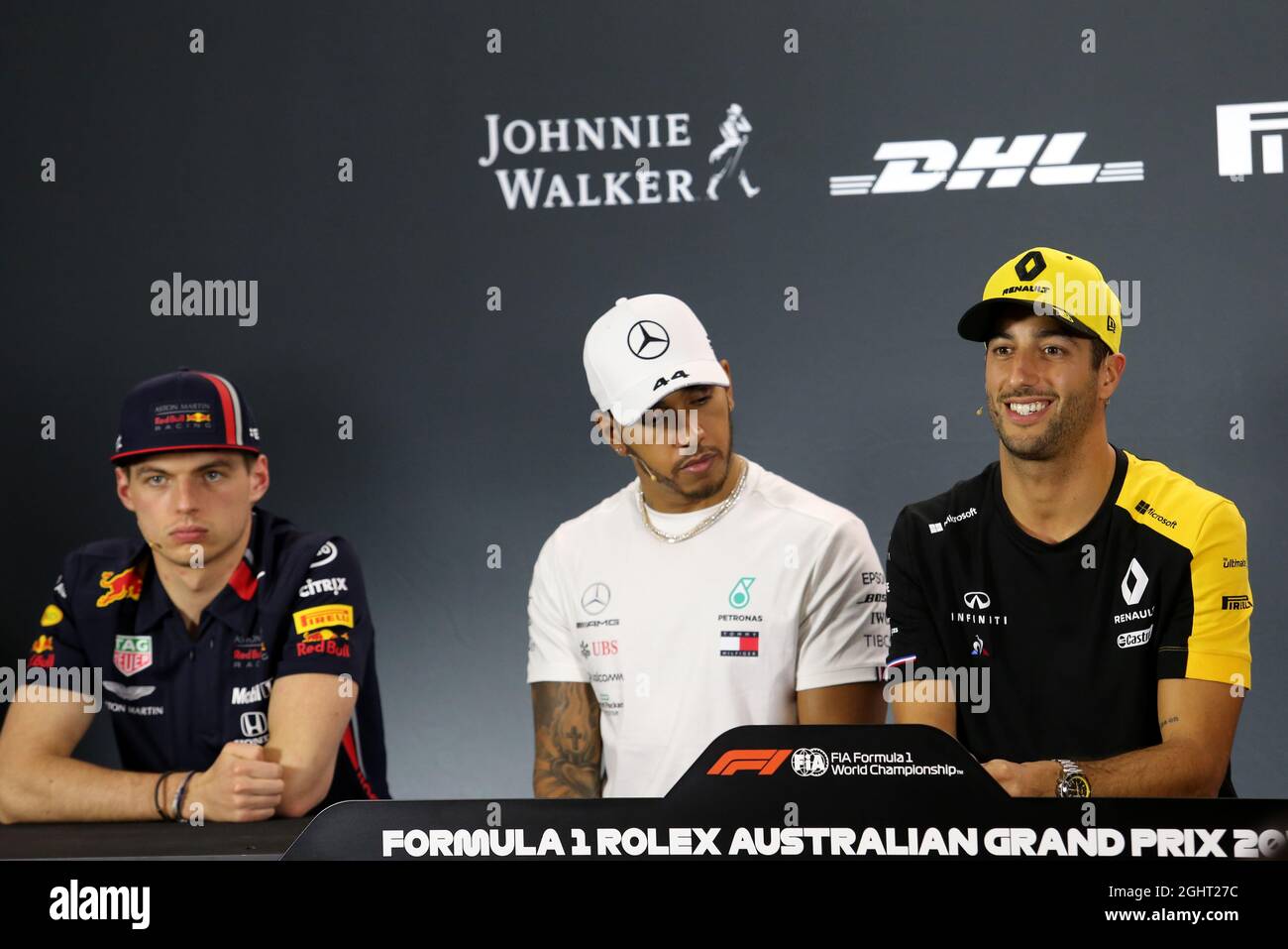 (Da L a R): Max Verstappen (NLD) Red Bull Racing; Lewis Hamilton (GBR) Mercedes AMG F1; e Daniel Ricciardo (AUS) Renault F1 Team, nella FIA Press Conference. 14.03.2019. Formula 1 World Championship, Rd 1, Australian Grand Prix, Albert Park, Melbourne, Australia, giorno di preparazione. Il credito fotografico dovrebbe essere: XPB/Press Association Images. Foto Stock