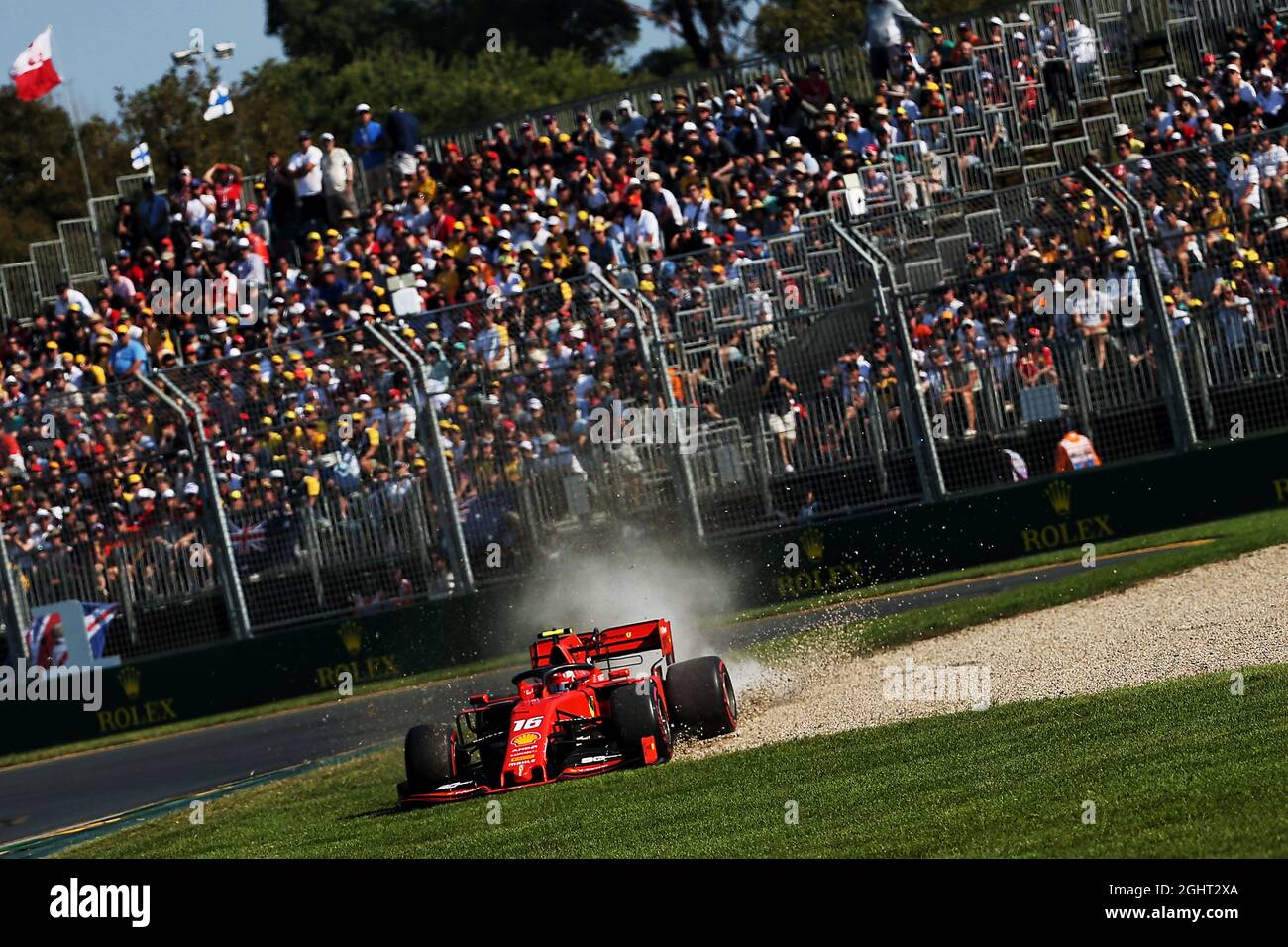 Charles Leclerc (MON) Ferrari SF90 corre largo. 17.03.2019. Formula 1 World Championship, Rd 1, Australian Grand Prix, Albert Park, Melbourne, Australia, Race Day. Il credito fotografico dovrebbe essere: XPB/Press Association Images. Foto Stock