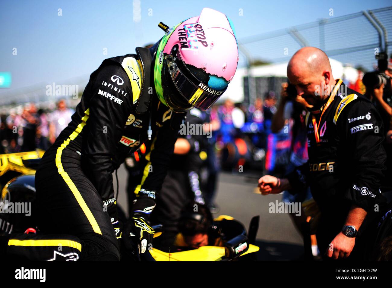 Daniel Ricciardo (AUS) Renault F1 Team RS19 in griglia. 17.03.2019. Formula 1 World Championship, Rd 1, Australian Grand Prix, Albert Park, Melbourne, Australia, Race Day. Il credito fotografico dovrebbe essere: XPB/Press Association Images. Foto Stock