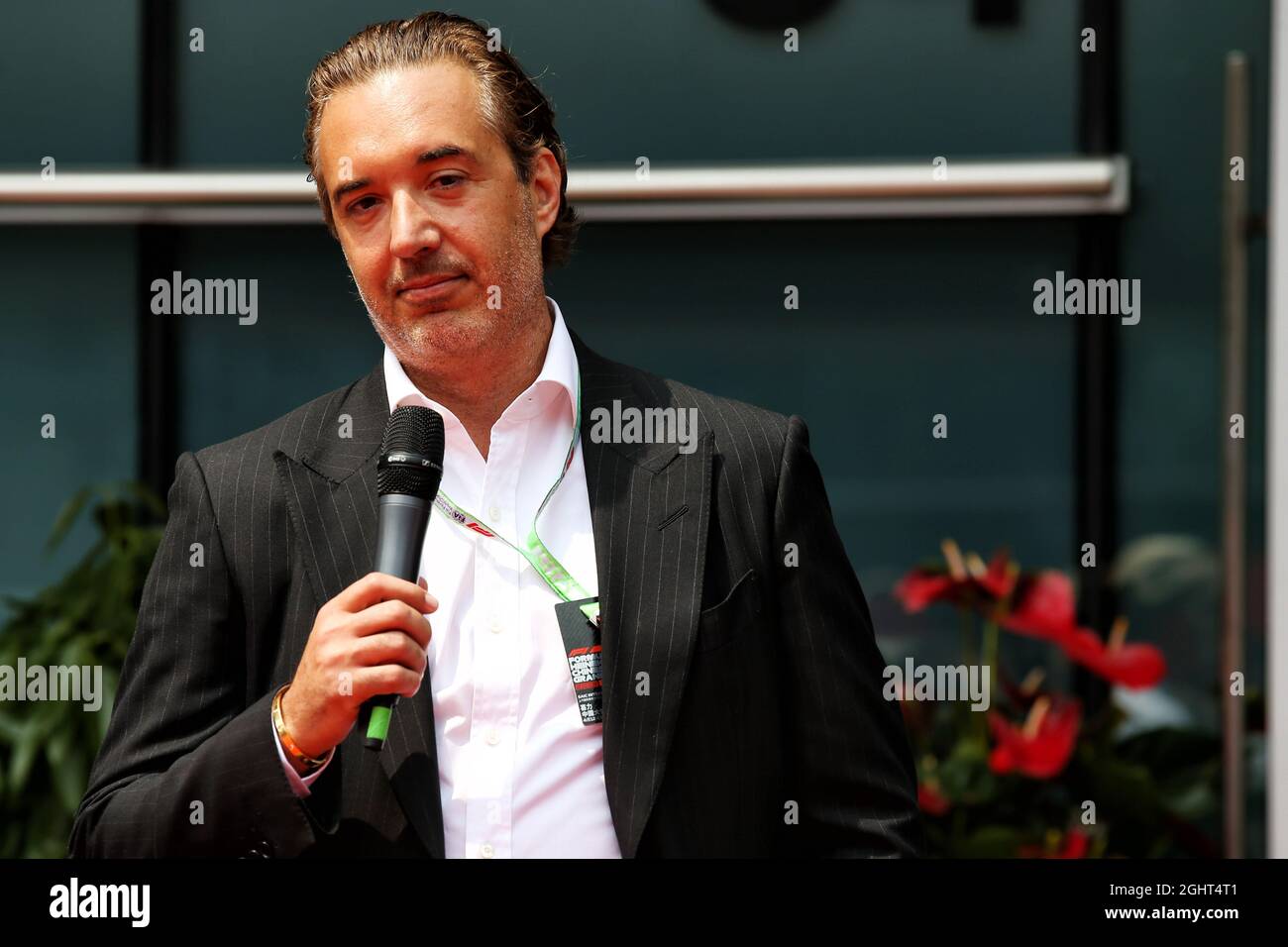 Marin Aleksov, CEO di Rosland Capital - presentazione ufficiale della moneta del 1000o Gran Premio. 12.04.2019. Formula 1 World Championship, Rd 3, Gran Premio di Cina, Shanghai, Cina, Giorno della pratica. Il credito fotografico dovrebbe essere: XPB/Press Association Images. Foto Stock