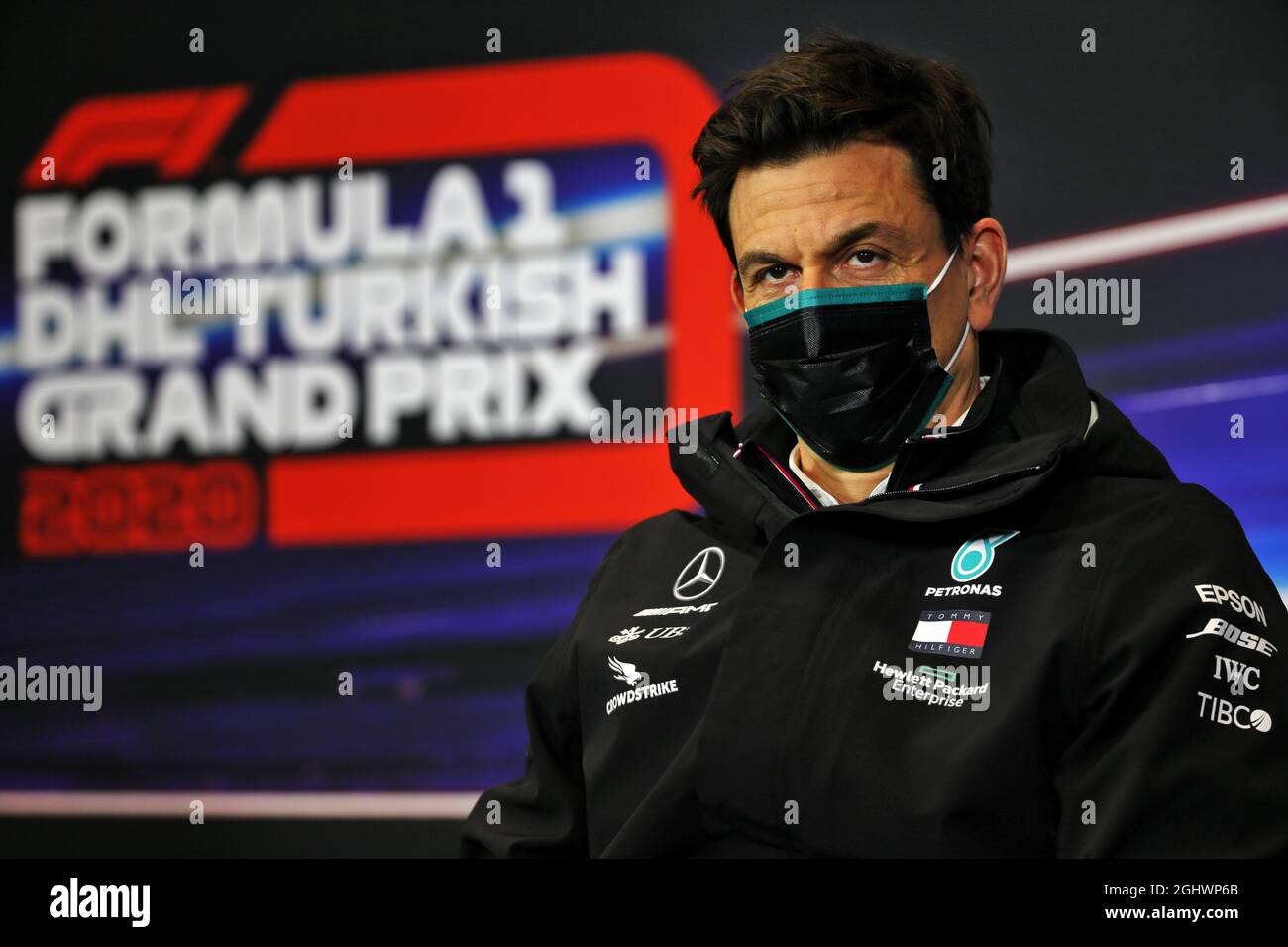 Toto Wolff (GER) Mercedes AMG F1, azionista e direttore esecutivo della FIA Press Conference. Campionato del mondo di Formula 1 13.11.2020, Rd 14, Gran Premio di Turchia, Istanbul, Turchia, Giorno della pratica. Il credito fotografico dovrebbe essere: XPB/Press Association Images. Foto Stock
