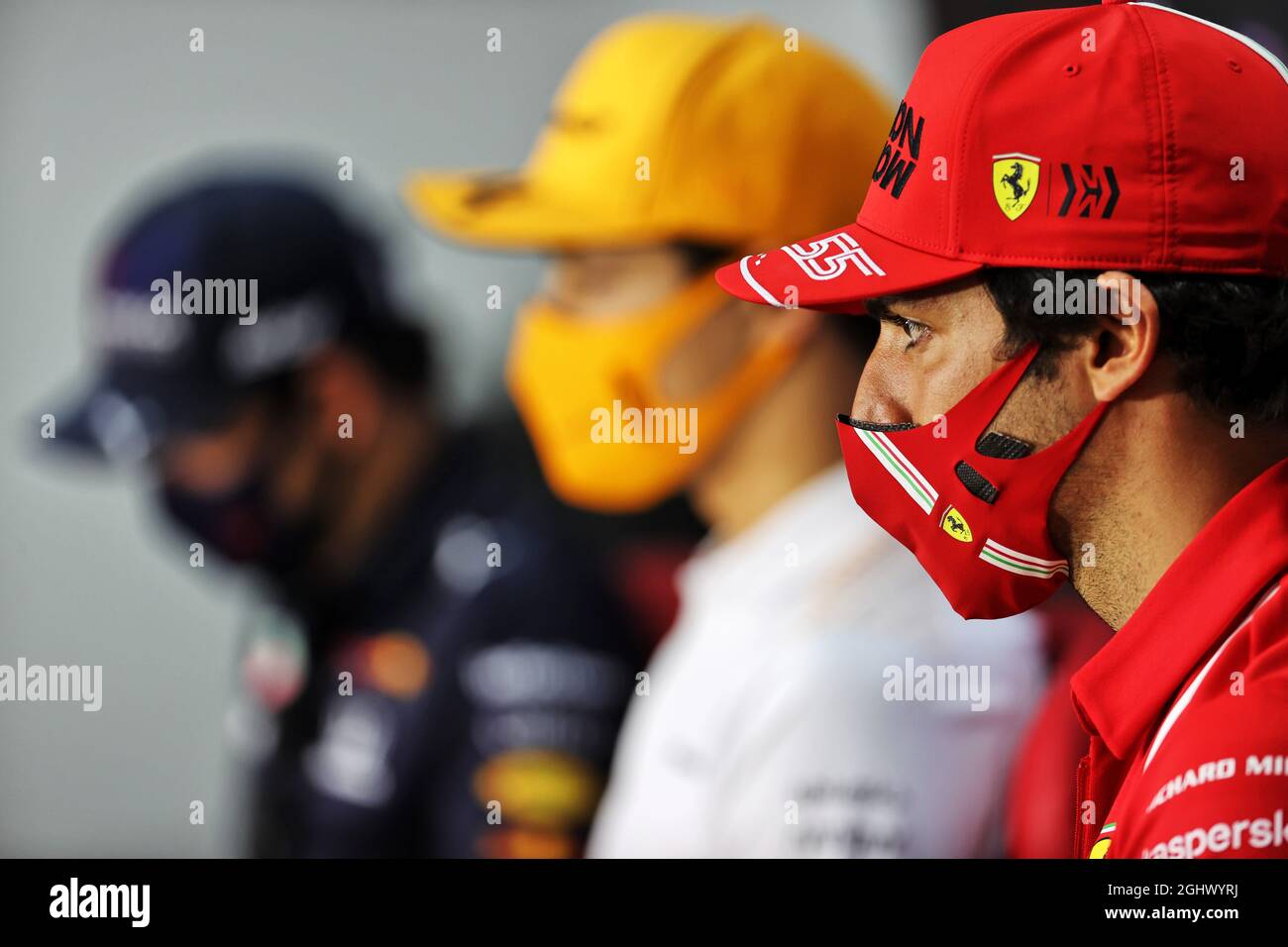 Carlos Sainz Jr (ESP) Ferrari alla FIA Press Conference. 12.03.2021. Test di formula 1, Sakhir, Bahrain, giorno uno. Il credito fotografico dovrebbe essere: XPB/Press Association Images. Foto Stock