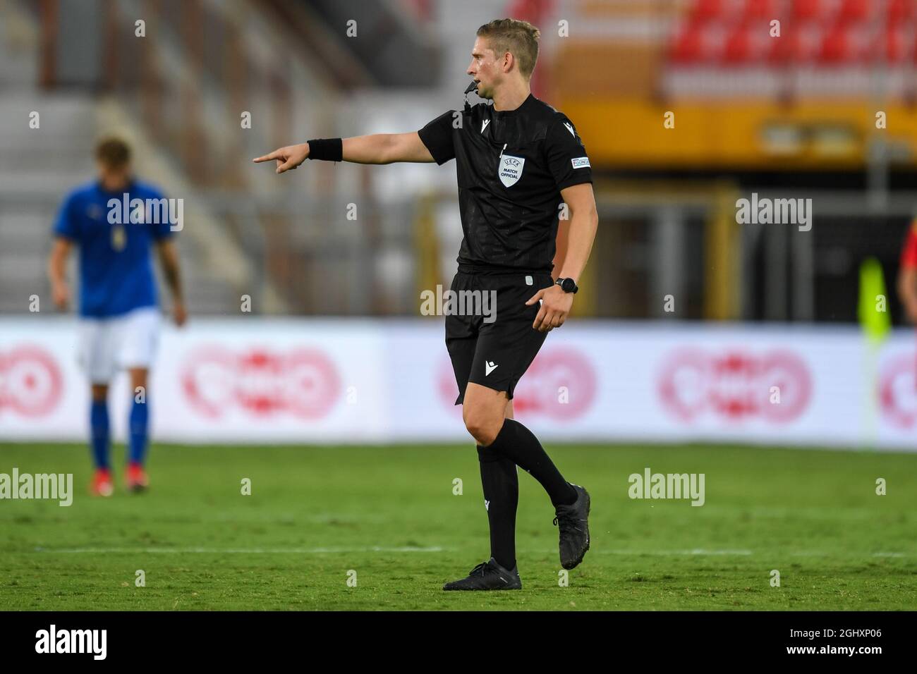 Stadio Romeo menti, Vicenza, 07 settembre 2021, Espen Eskas (Norvegia Referee match) durante i Qualifiers Euro 2023 - Italia U21 vs Montenegro - Campionato europeo di calcio UEFA Foto Stock