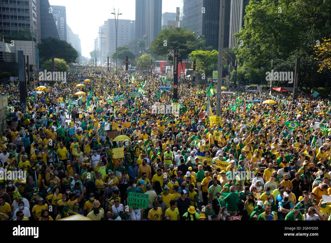 Giornata dell'indipendenza brasiliana: Le famiglie protestano contro gli atti antidemocratici del ministro Alexandre de Morais. Foto Stock