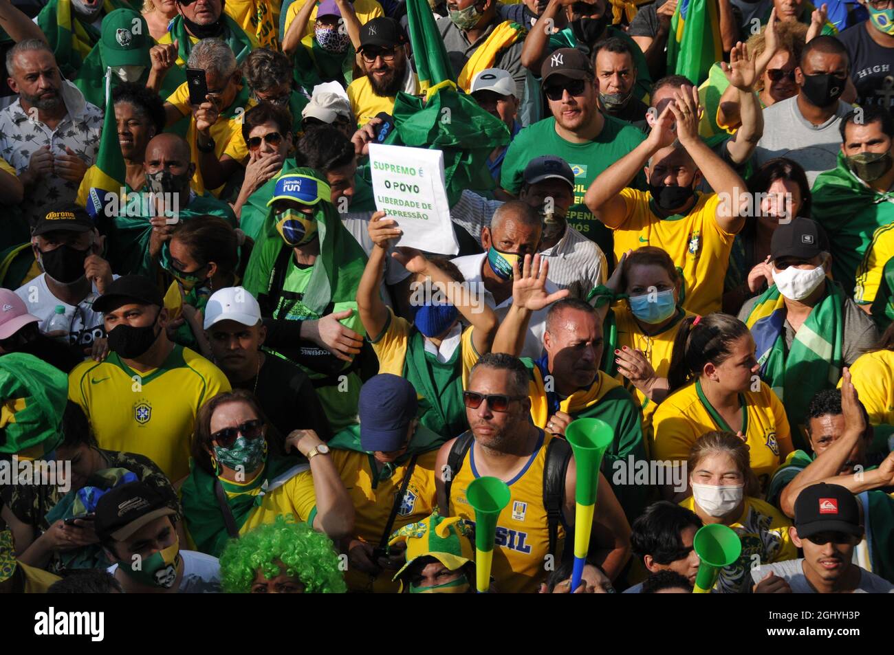 Giornata dell'indipendenza brasiliana: Le famiglie protestano contro gli atti antidemocratici del ministro Alexandre de Morais. Foto Stock