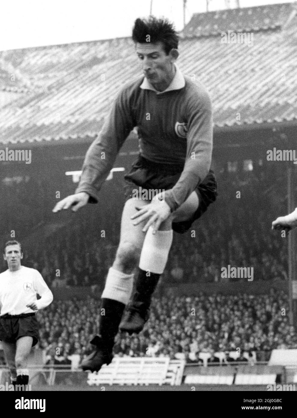 Bill Brown, portiere di Tottenham Hotspur, ottobre 1963 Foto Stock
