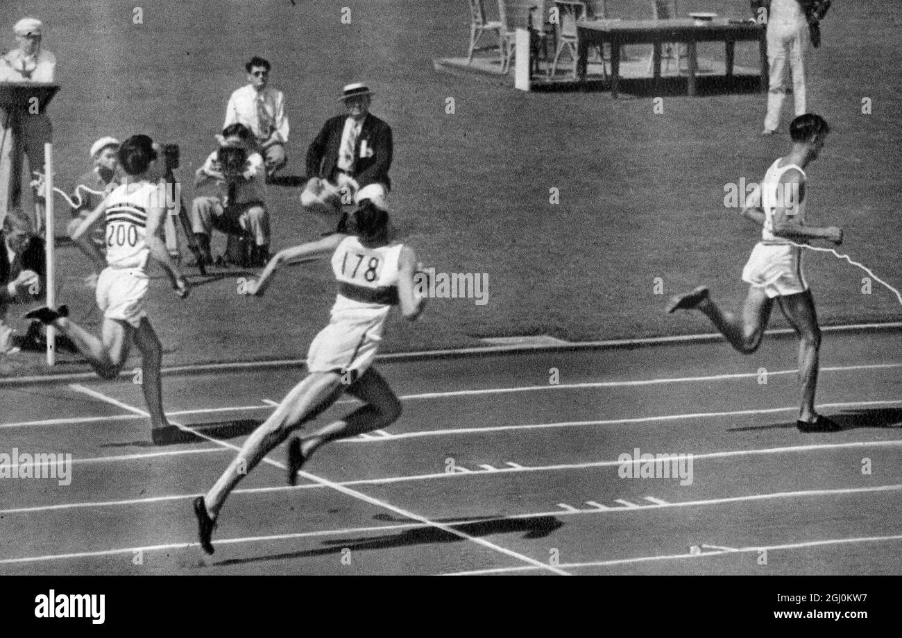 X Olympiad, Los Angeles, agosto 1932. Vincitore Erwin Wegner 110 m. Ostacoli Foto Stock