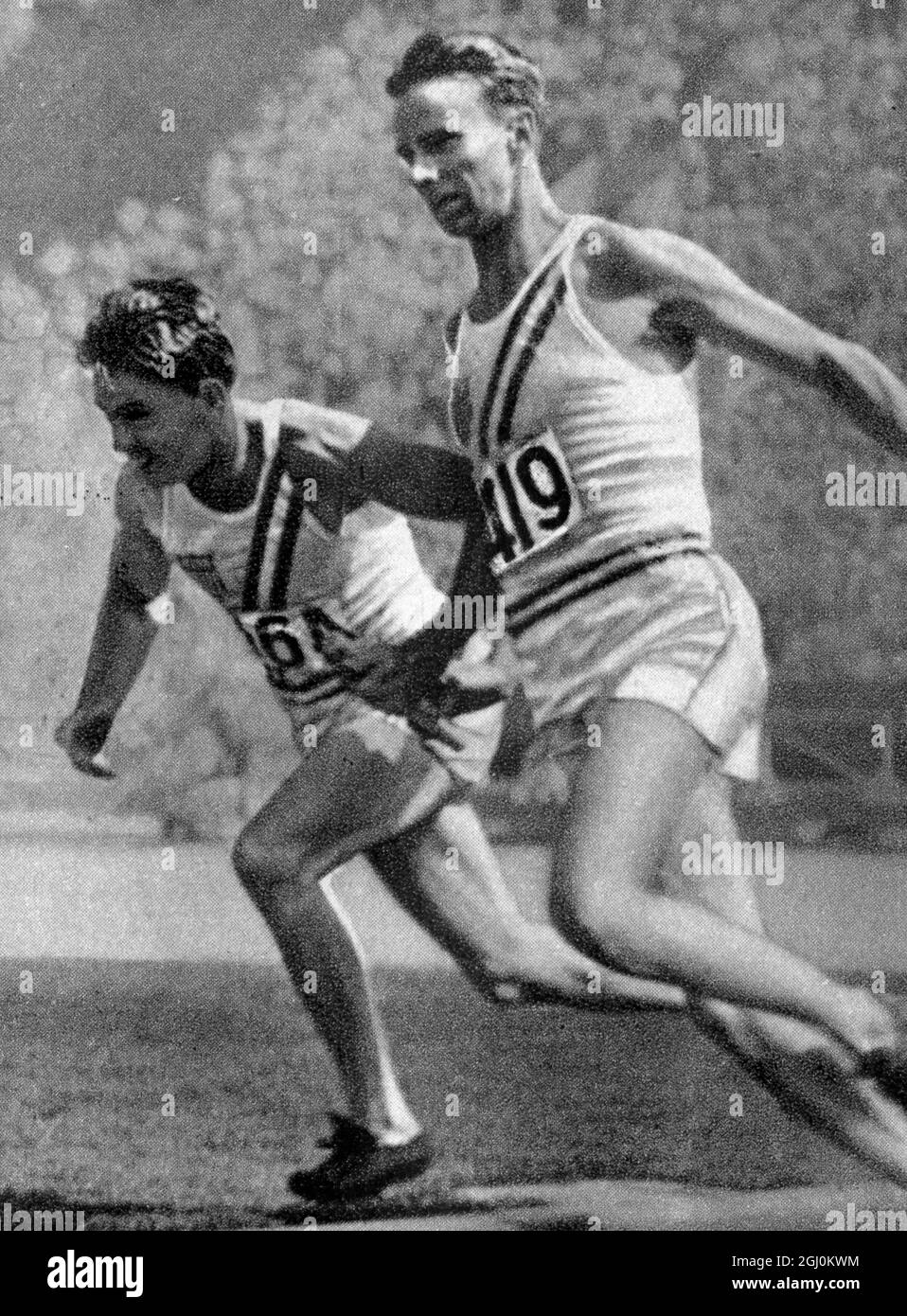 X Olympiad, Los Angeles, agosto 1932. Frank Wykoff & Hector Dyer Frank C. Wykoff Olympic GOLD Medalist U. S. A. 400 metri Relay Team Track & Field Foto Stock