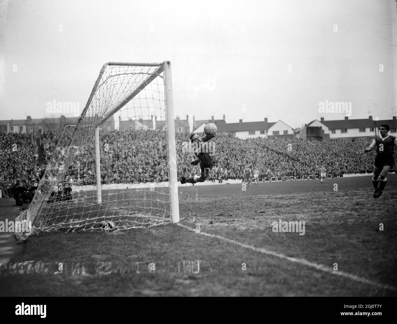 ROTHERHAM UNITED V BRIGHTON E HOVE ALBION PARTITA DI CALCIO 3 FEBBRAIO 1960 Foto Stock