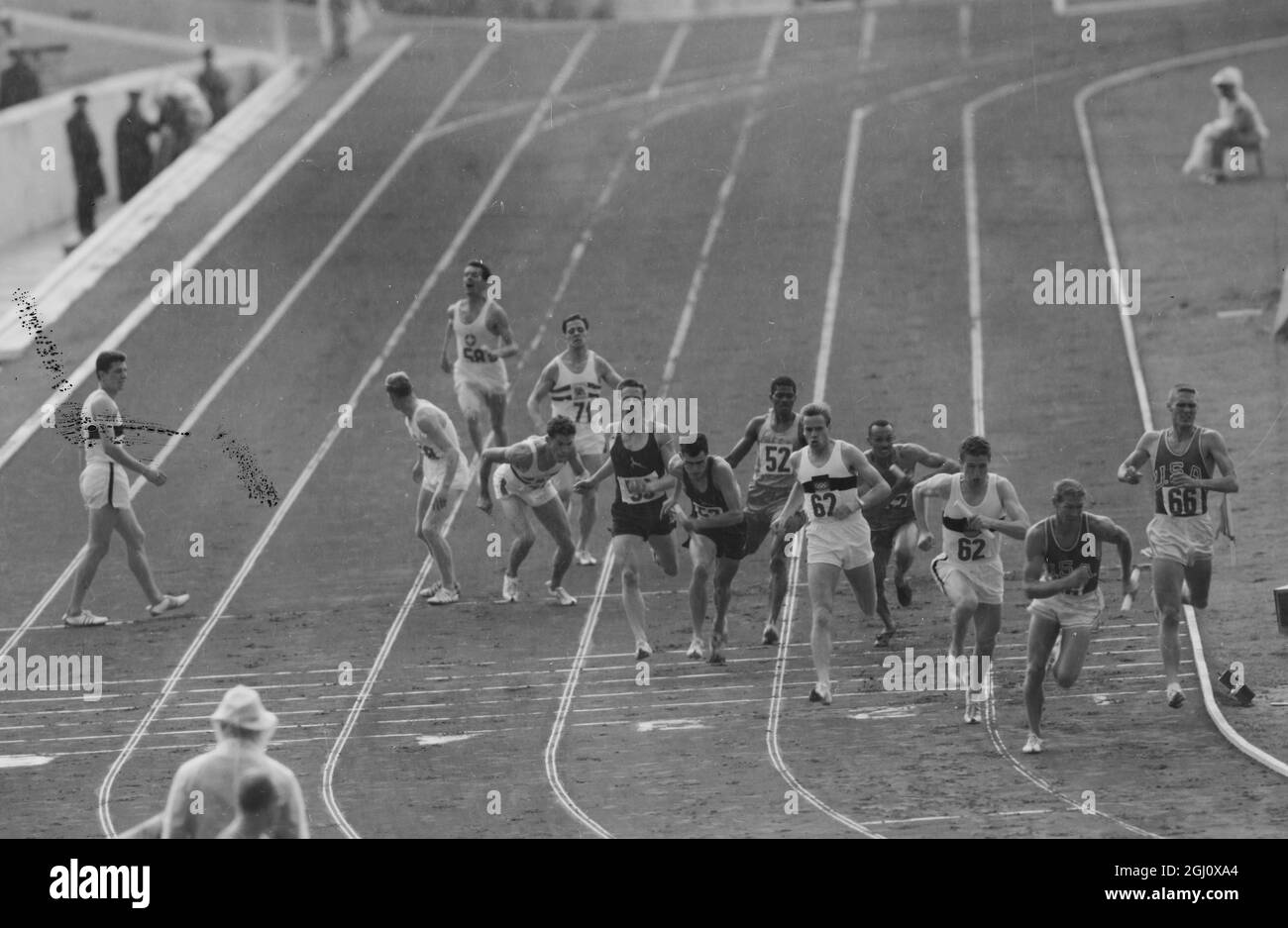 GIOCO OLIMPICO 4X400M BATON CAMBIAMENTO 9 SETTEMBRE 1960 Foto Stock