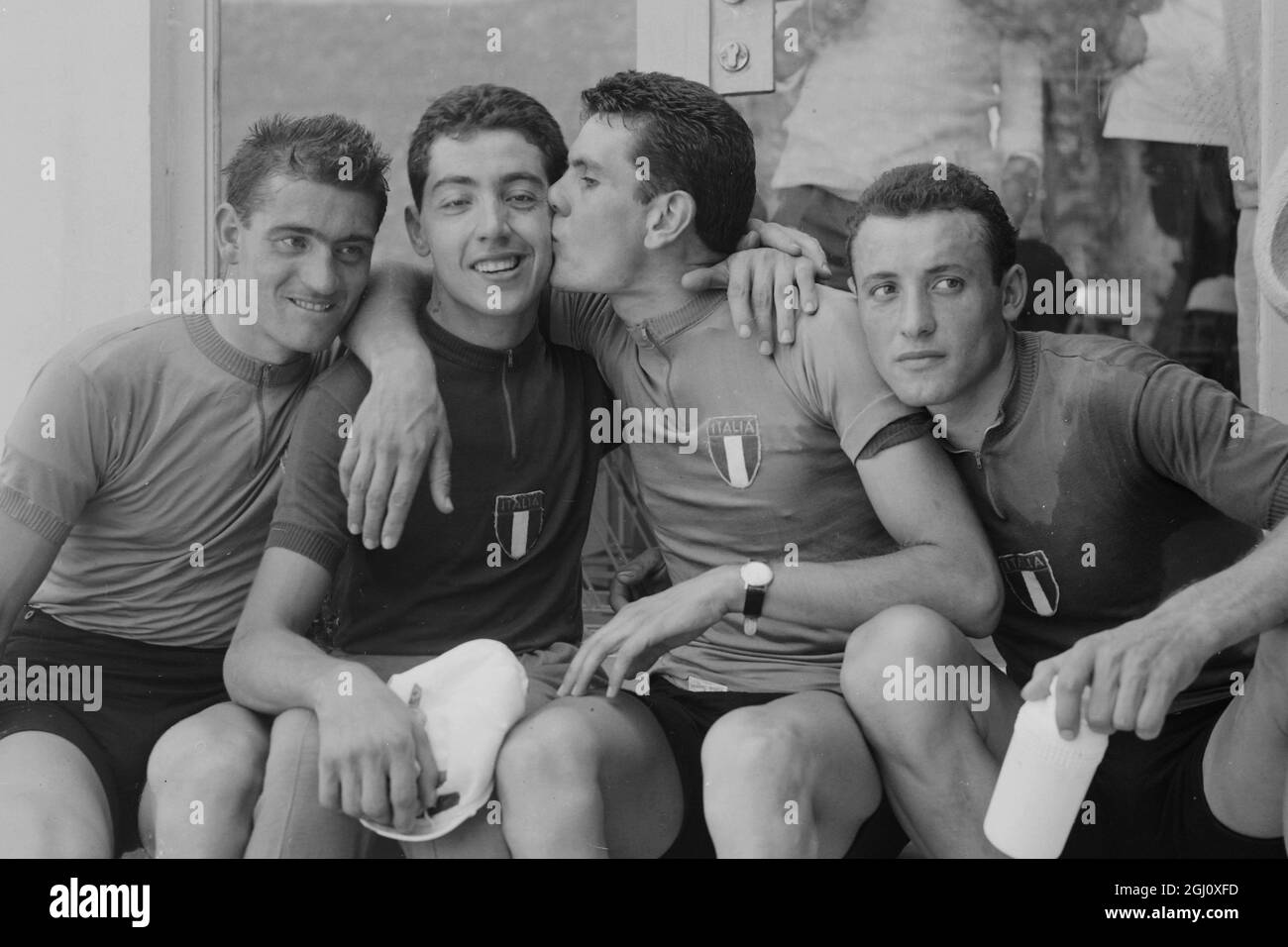 GIOCO OLIMPICO IN BICICLETTA 100KM TEAM ROAD TIME TRIAL GLI ITALIANI VINCONO L'ORO 26 AGOSTO 1960 Foto Stock