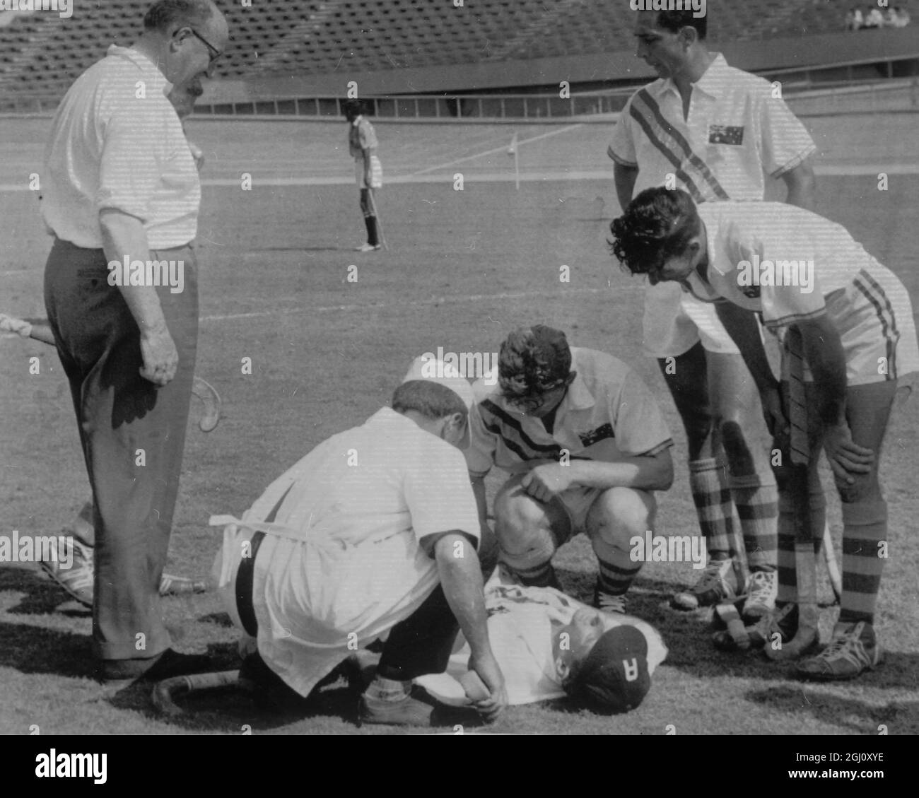 GIOCO OLIMPICO HOCKEY INDIA V AUSTRALIA HAILEY FERITO 5 SETTEMBRE 1960 Foto Stock