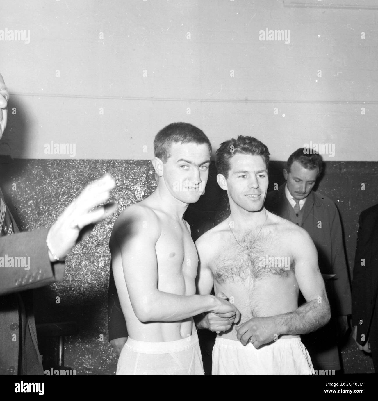 PUGILATO PESO WELTERWEIGHT CALDWELL JOHN RAMPIN ANGELO PESANO NEL 31 GENNAIO 1961 Foto Stock