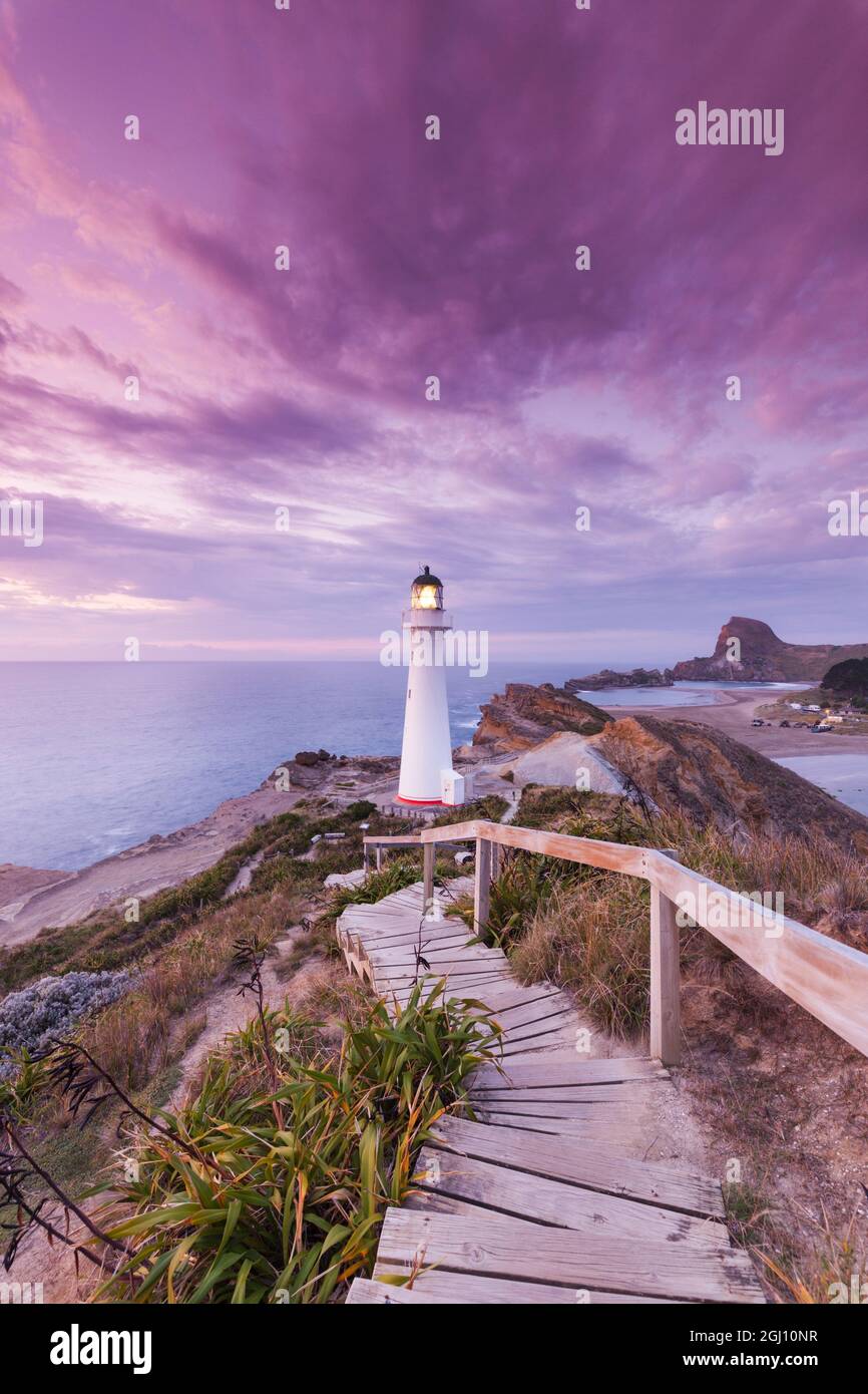 Nuova Zelanda, Isola del nord, Castlepoint, Castlepoint faro, alba Foto Stock