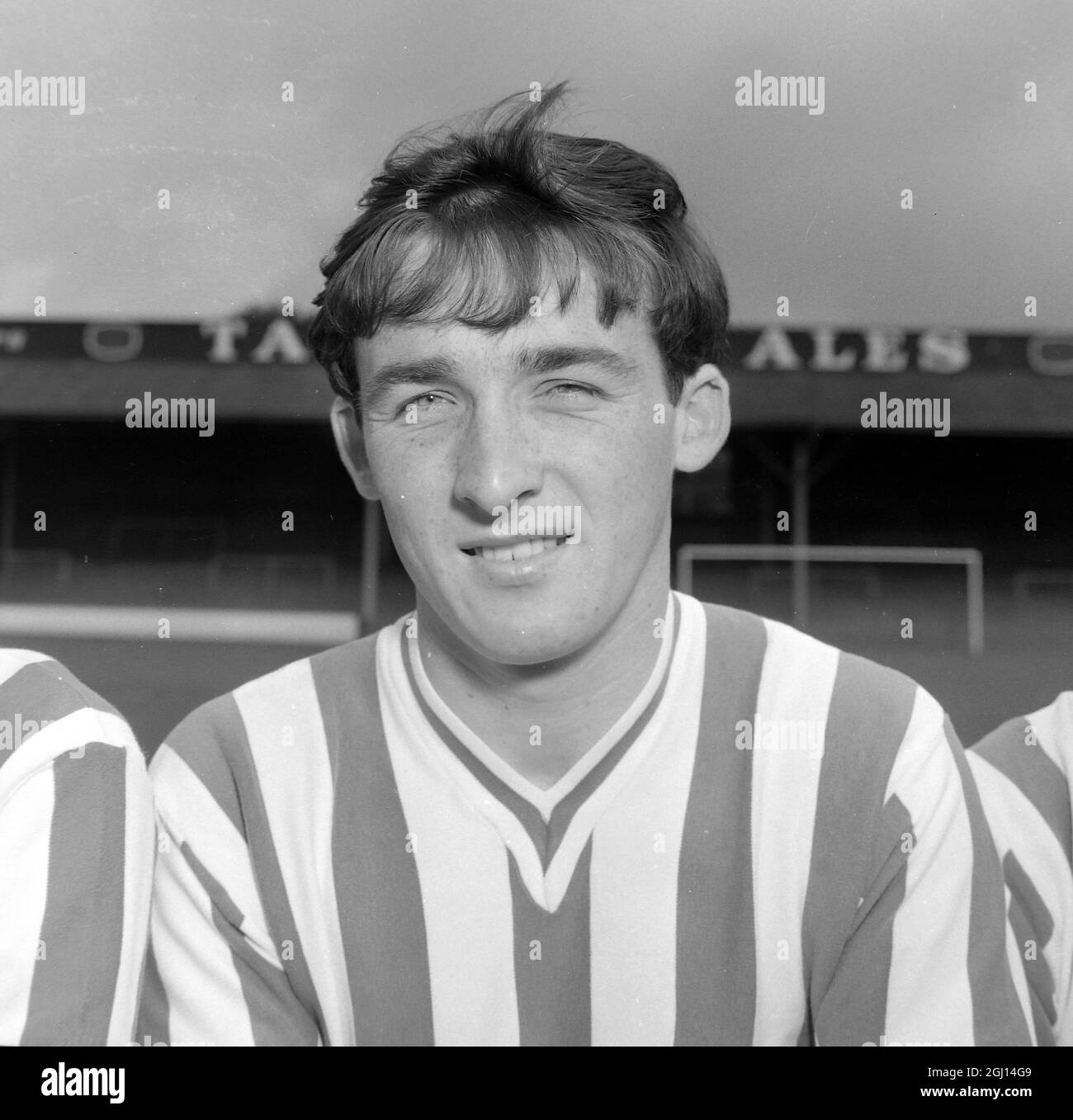 BOB WALKER - RITRATTO DEL CALCIATORE, GIOCATORE DELLA SQUADRA DI CALCIO DEL BRIGHTON & HOVE FC - ; 9 AGOSTO 1962 Foto Stock