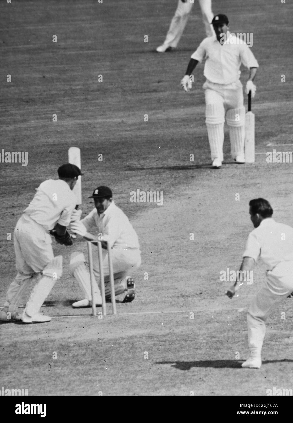 CRICKET MCC V AUSTRALIA BARRINGTON KEN BENAUD 5° TEST - ; 18 FEBBRAIO 1963 Foto Stock