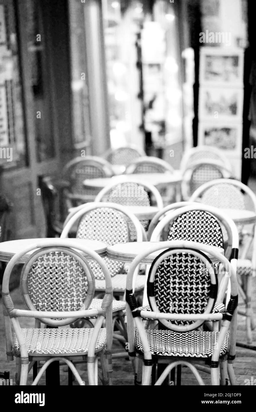 Francia, Parigi Montmartre: Place du Tertre, Cafe tabelle Foto Stock