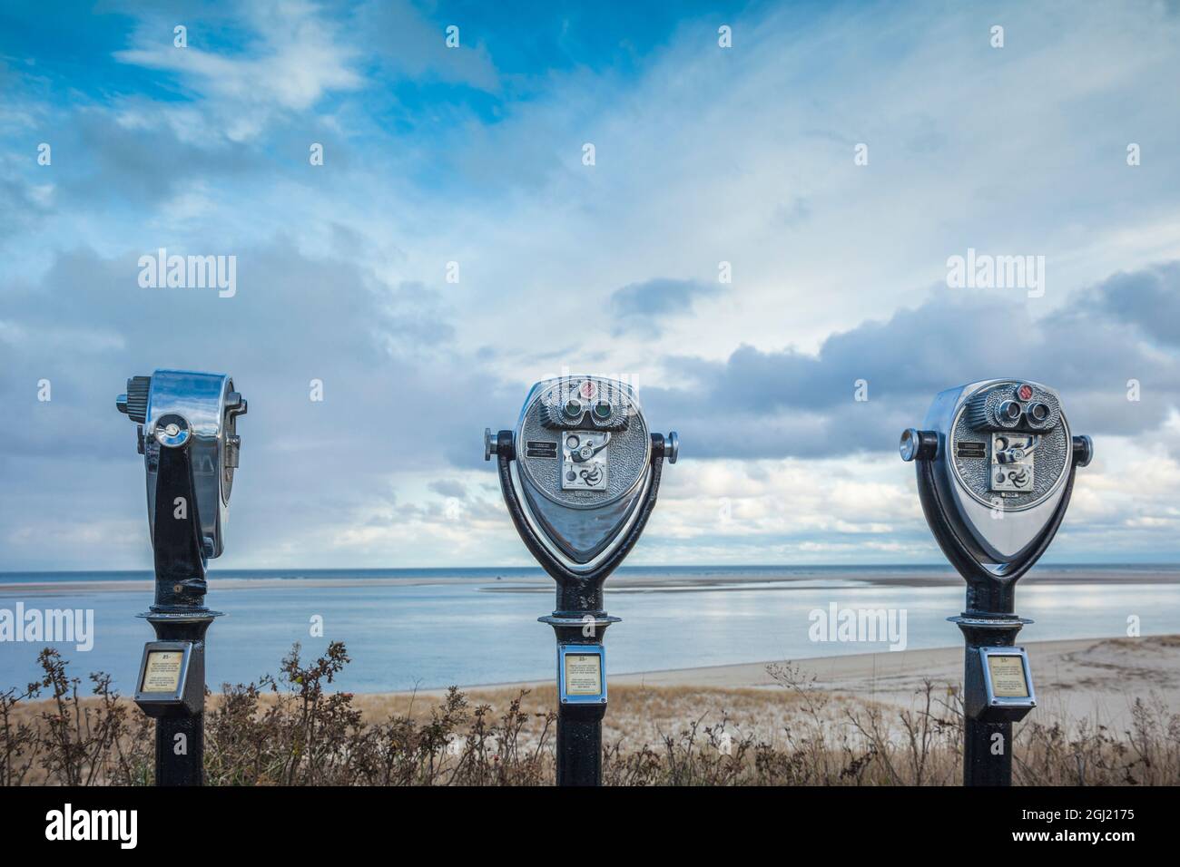 USA, Massachusetts, Cape Cod, Chatham. Porto di Chatham, binocolo di osservazione Foto Stock