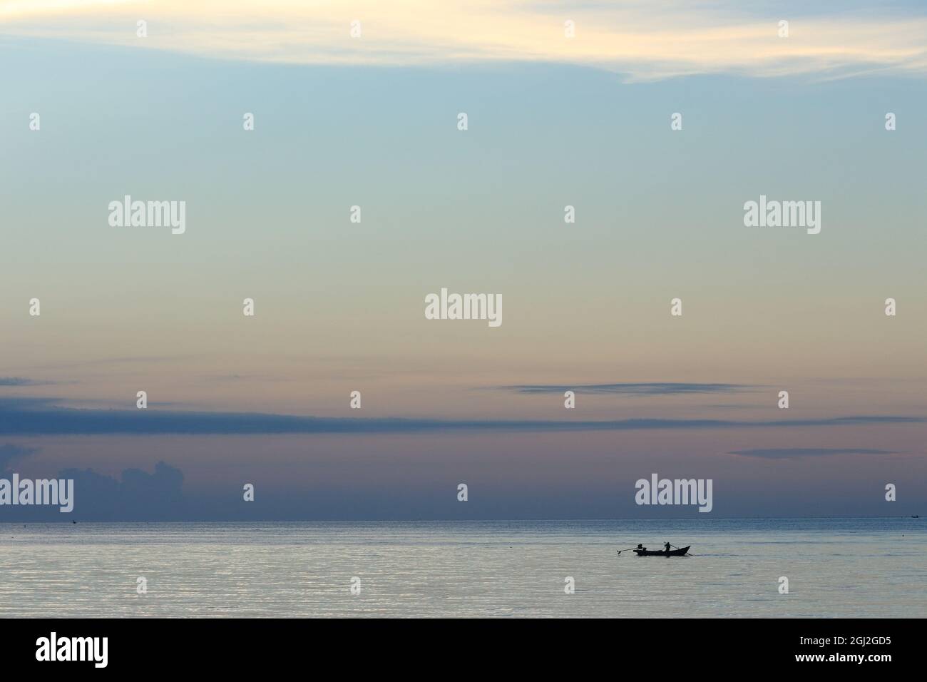 Stile di vita dei pescatori locali andare pesca ogni mattina Foto Stock