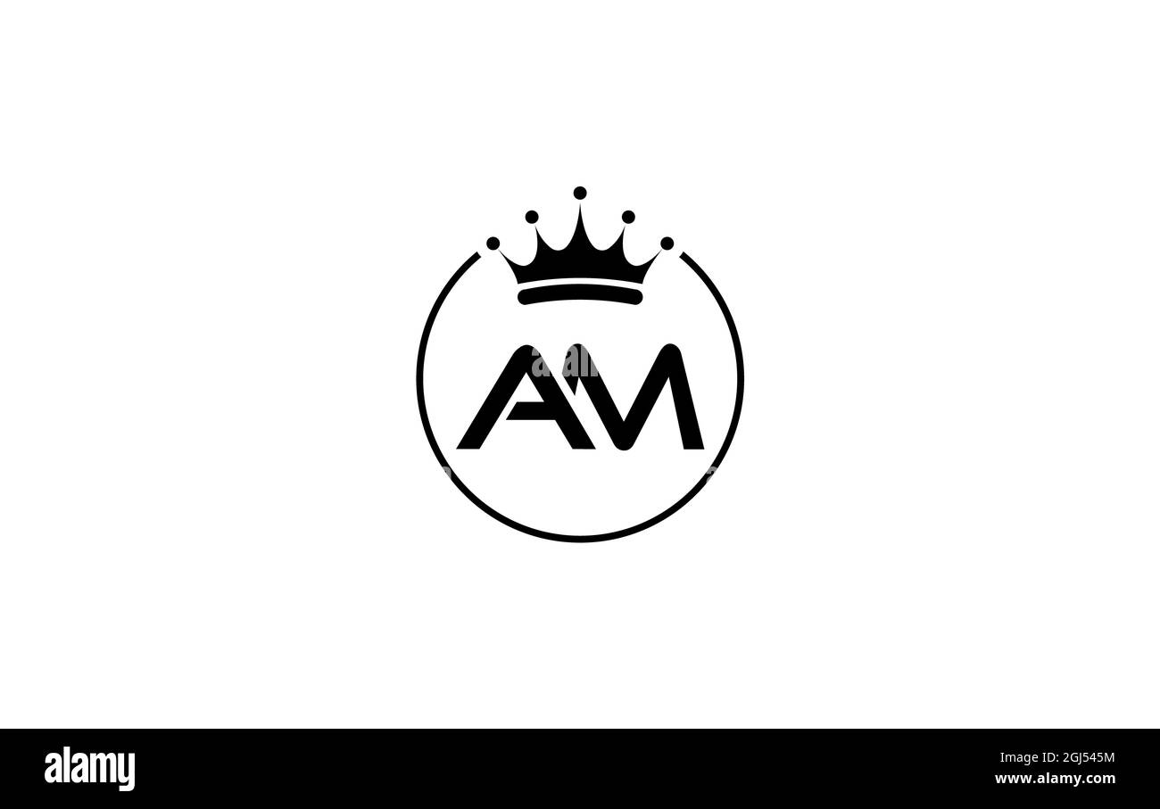 Semplice e creativo logo della corona d'oro e design di simboli con lettere e alfabeti AM con cerchio e corona d'oro Foto Stock