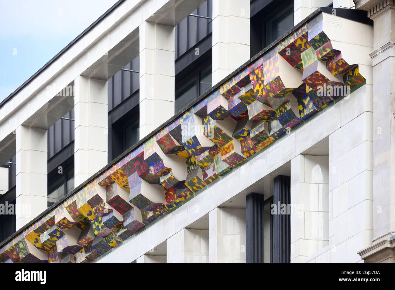 Londra, Inghilterra, Regno Unito - un edificio ad uso misto Eagle Place di Eric Parry Architects Foto Stock