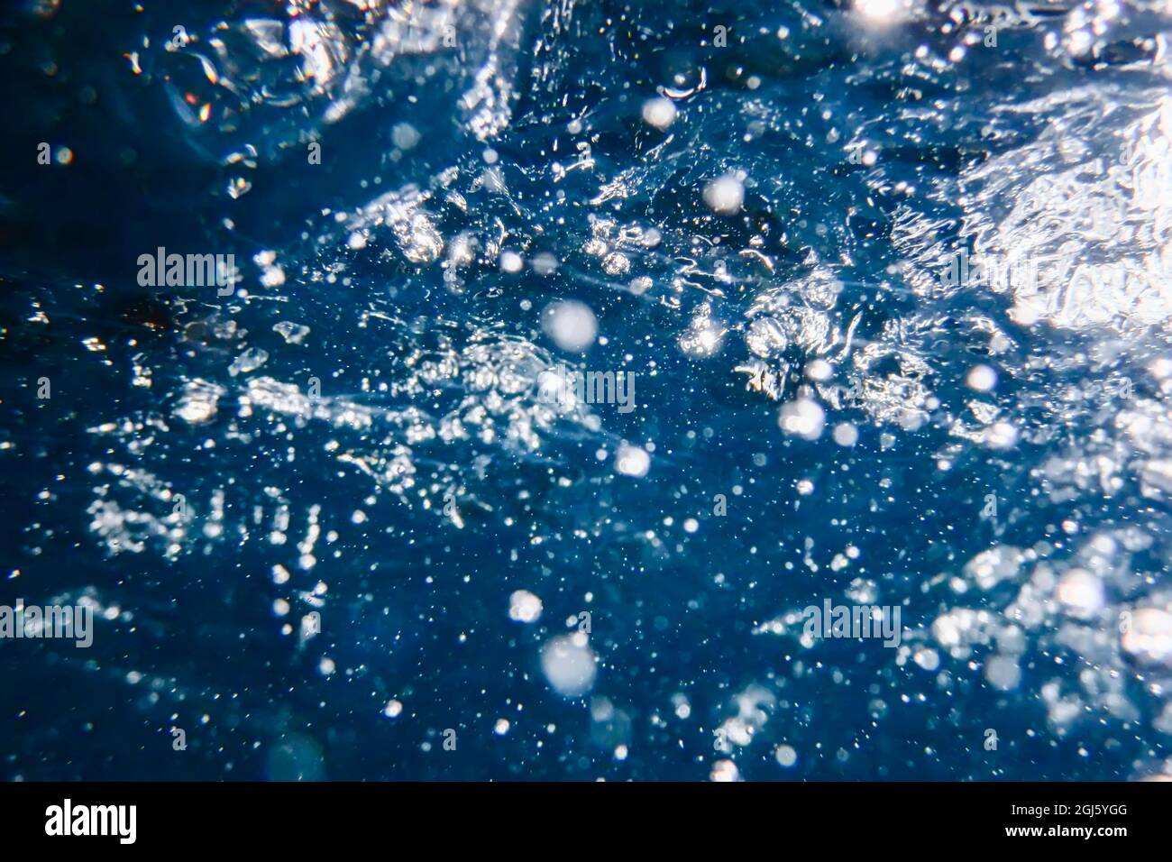 Bolle astratte in acqua, bolle d'aria acqua sfondo Foto Stock