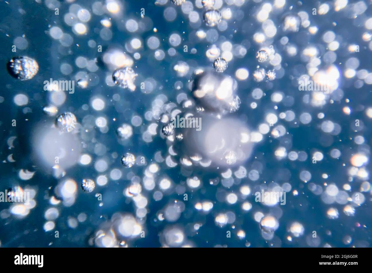 Bolle astratte in acqua, bolle d'aria acqua sfondo Foto Stock