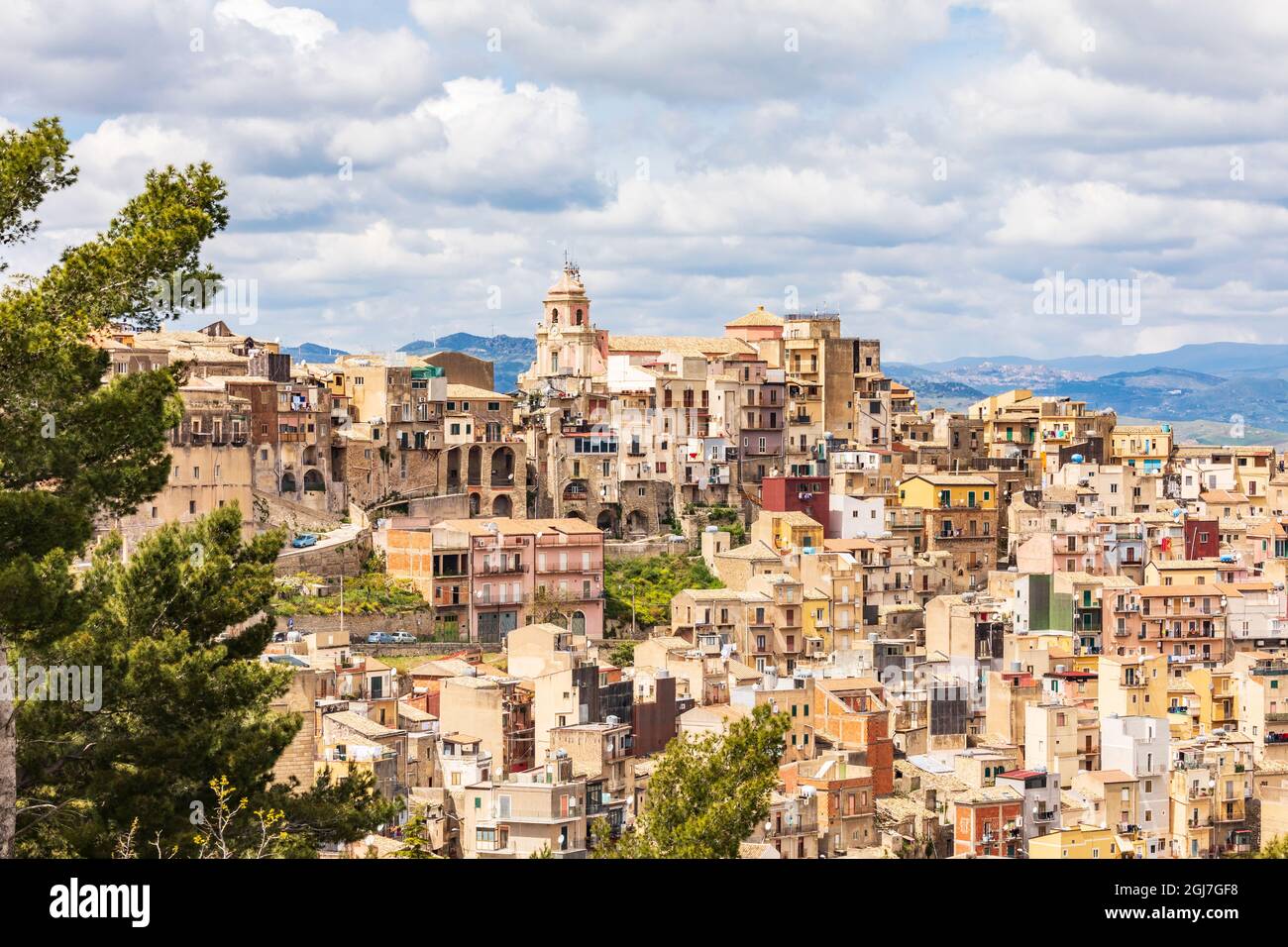 Italia, Sicilia, Provincia di Enna, Centuripe. L'antica città di Centuripe nella Sicilia orientale. La città è pre-romana, risalente al V secolo AC. Foto Stock