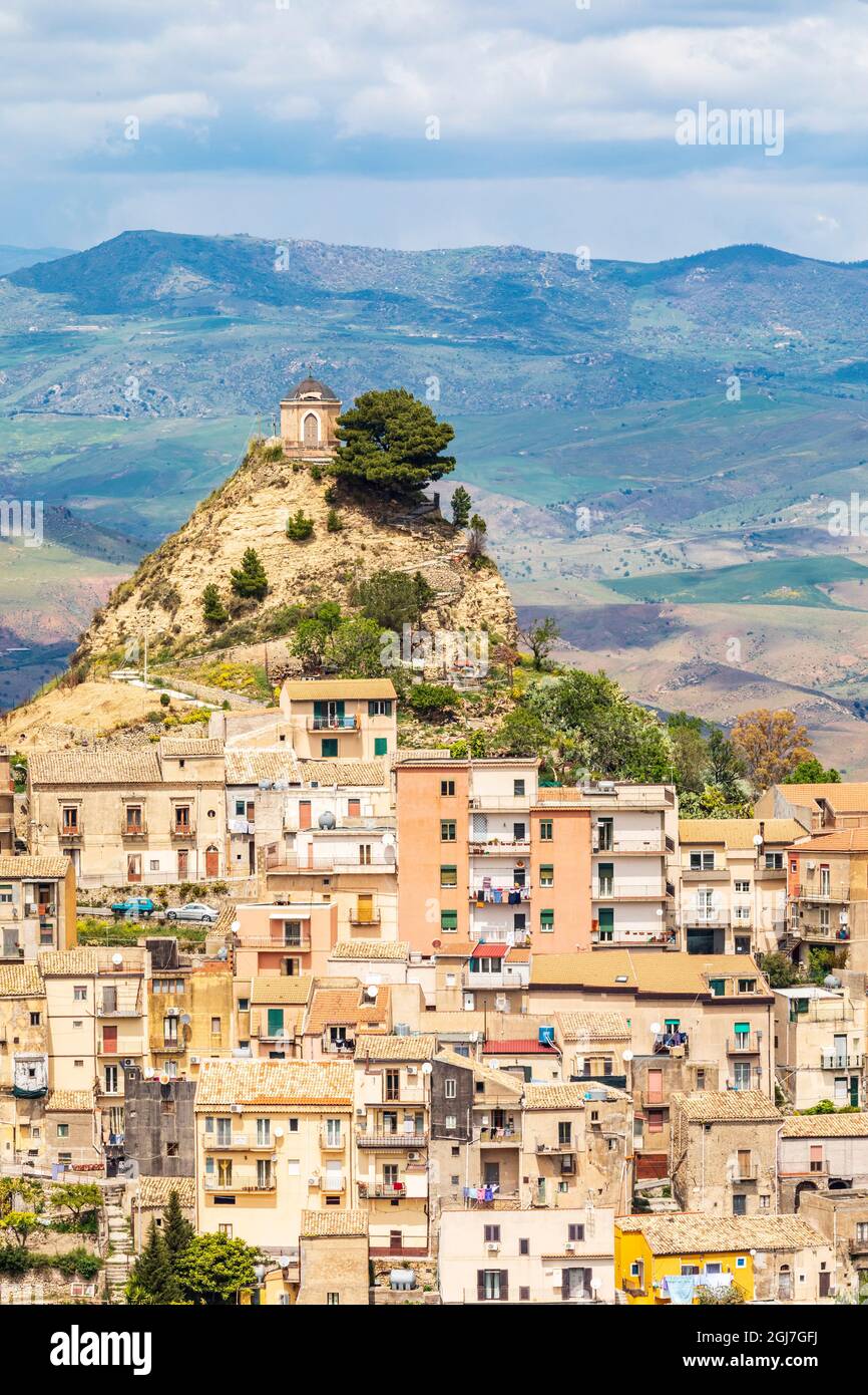 Italia, Sicilia, Provincia di Enna, Centuripe. L'antica città di Centuripe nella Sicilia orientale. La città è pre-romana, risalente al V secolo AC. Foto Stock