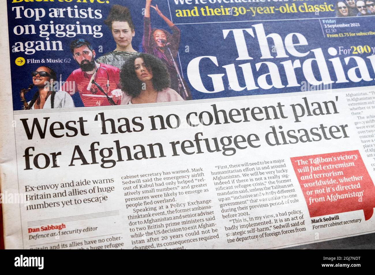 'West 'non ha un piano coerente' per il disastro dei rifugiati afghani' prima pagina Guardian giornale titolo il 3 settembre 2021 a Londra Inghilterra Regno Unito Foto Stock