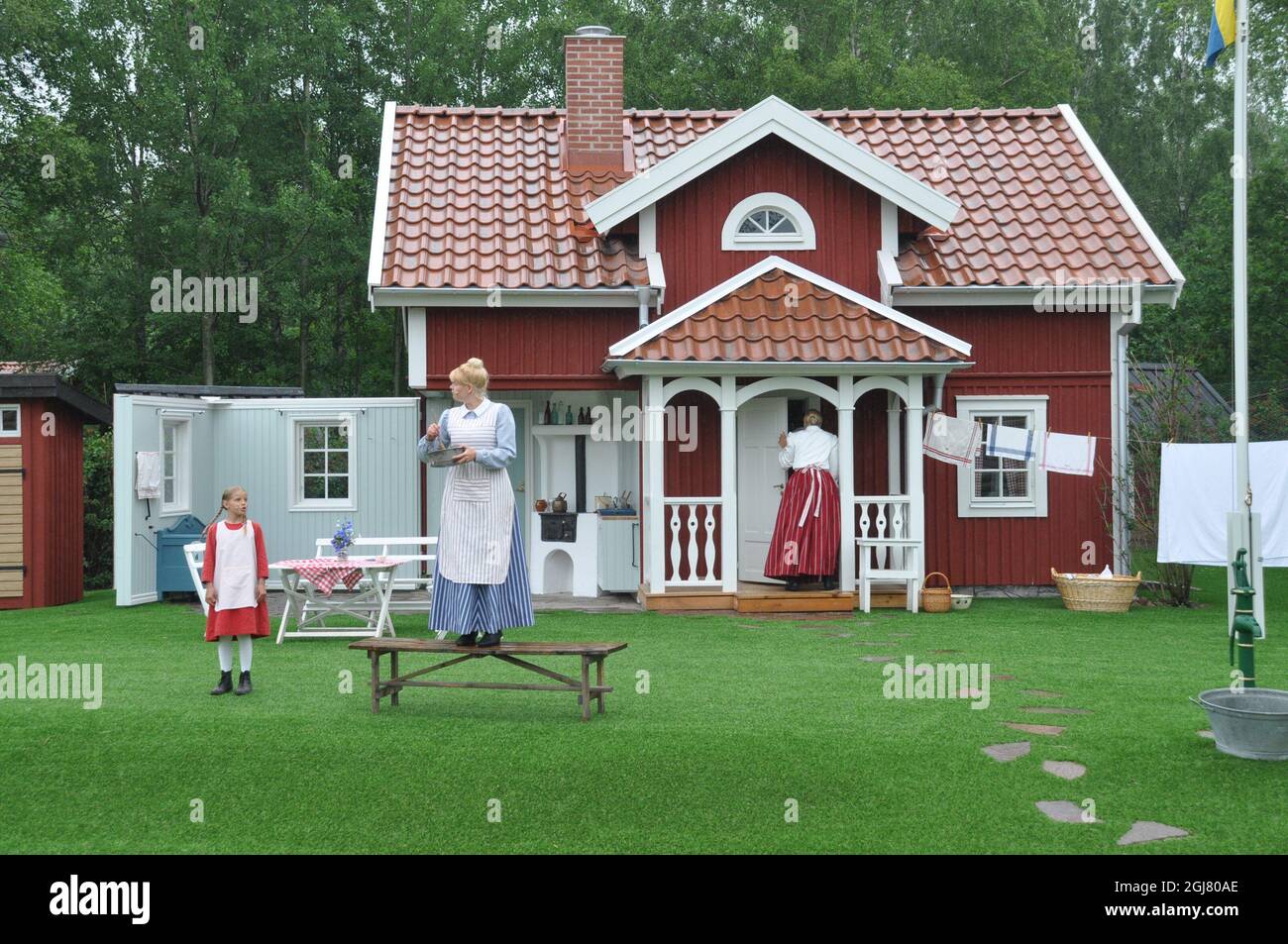 VIMMERBY 20130613 il nuovo Katthult (casa di Emil in LÃ¶nnebergas) al mondo di Astrid Lindgren a Vimmerby ha aperto oggi 13 giugno 2013.. Foto: Janne StrÃ¶msten / SCANPIX kod 75598 *** BETALBILD *** Foto Stock