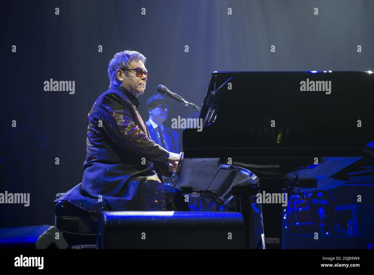 STOCCOLMA 20131213 la rock star britannica Elton John ha tenuto un concerto presso l'arena Friends a Stoccolma venerdì 13 dicembre 2013, con circa 120.000 persone al pubblico. Foto: Bertil Enevag Ericson / TT / kod 10000 Foto Stock