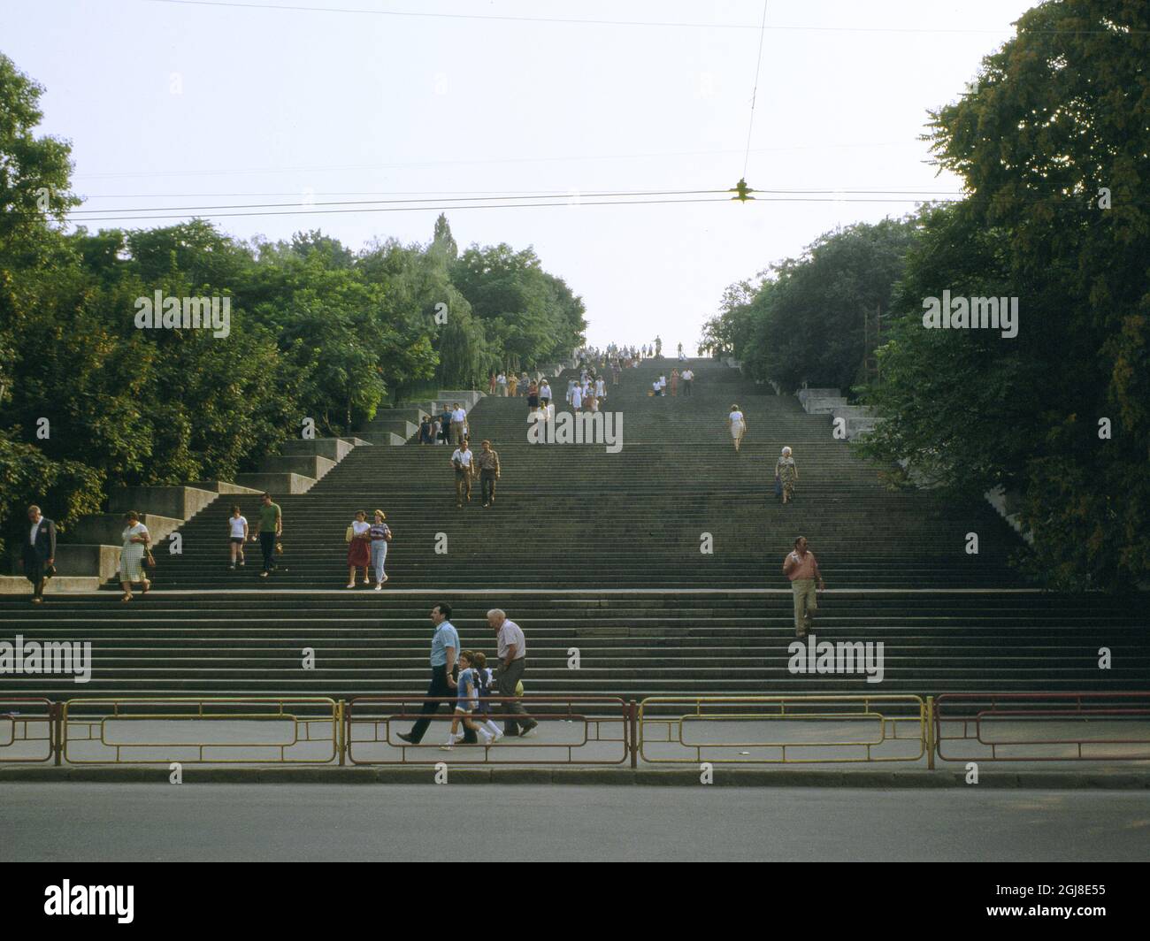 FILE ODESSA 1985. La grande scalinata fino a Odessa Harbour'Potemkin Stairs' prende il nome dal film silente di Sergei Eisenstein del 1925 "The Battleship Potemkin". Foto: Jan Bergman / SCANPIX Kod: 11112 Foto Stock